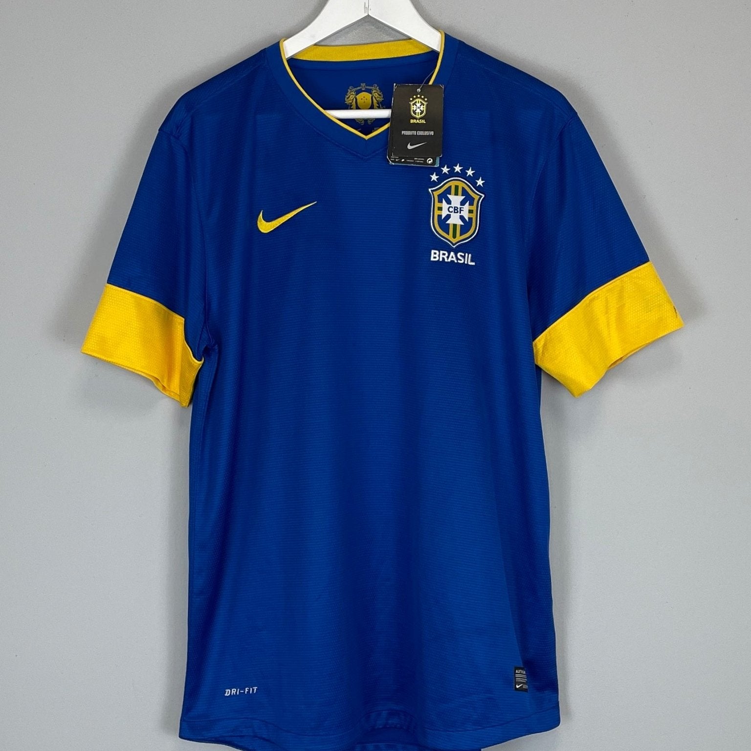 Shop 2012/13 BRAZIL *BNWT* AWAY SHIRT (L) NIKE, classic football shirts, vintage football shirts & retro soccer jerseys at Cult Kits