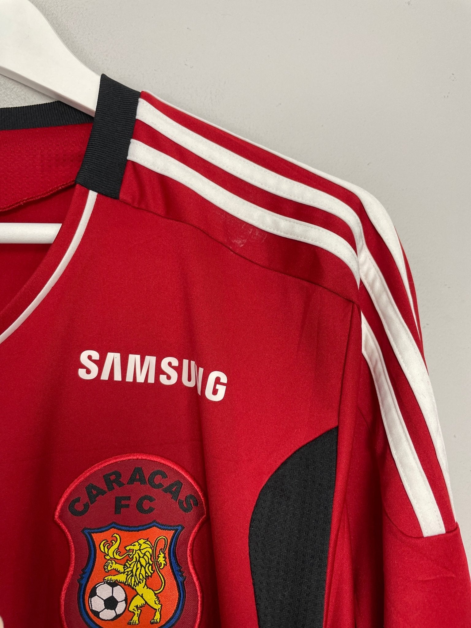 Shop 2012/13 CARACAS FC L/S HOME SHIRT (L) ADIDAS, classic football shirts, vintage football shirts & retro soccer jerseys at Cult Kits