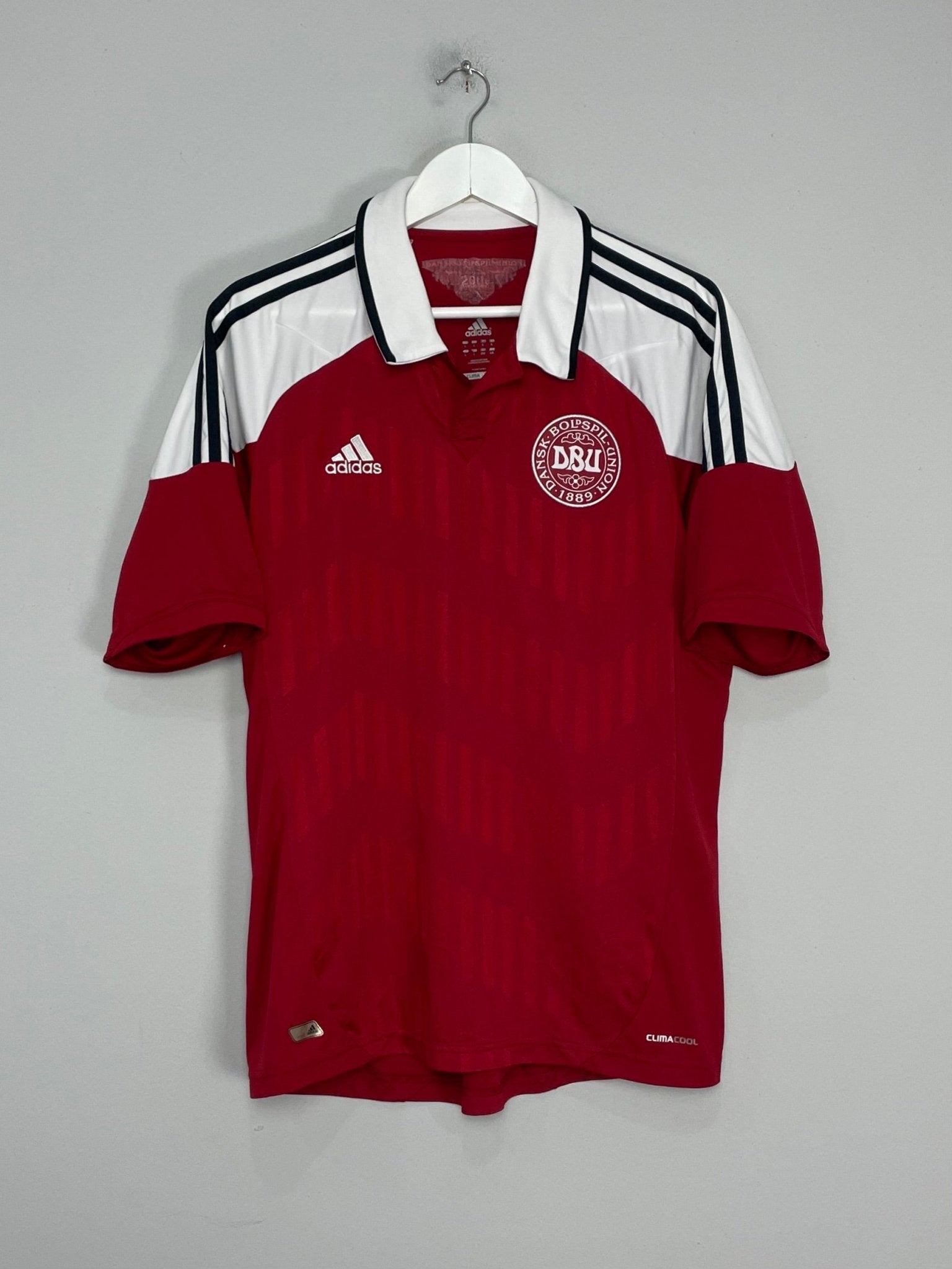 Shop 2012/13 DENMARK HOME SHIRT (L) ADIDAS, classic football shirts, vintage football shirts & retro soccer jerseys at Cult Kits