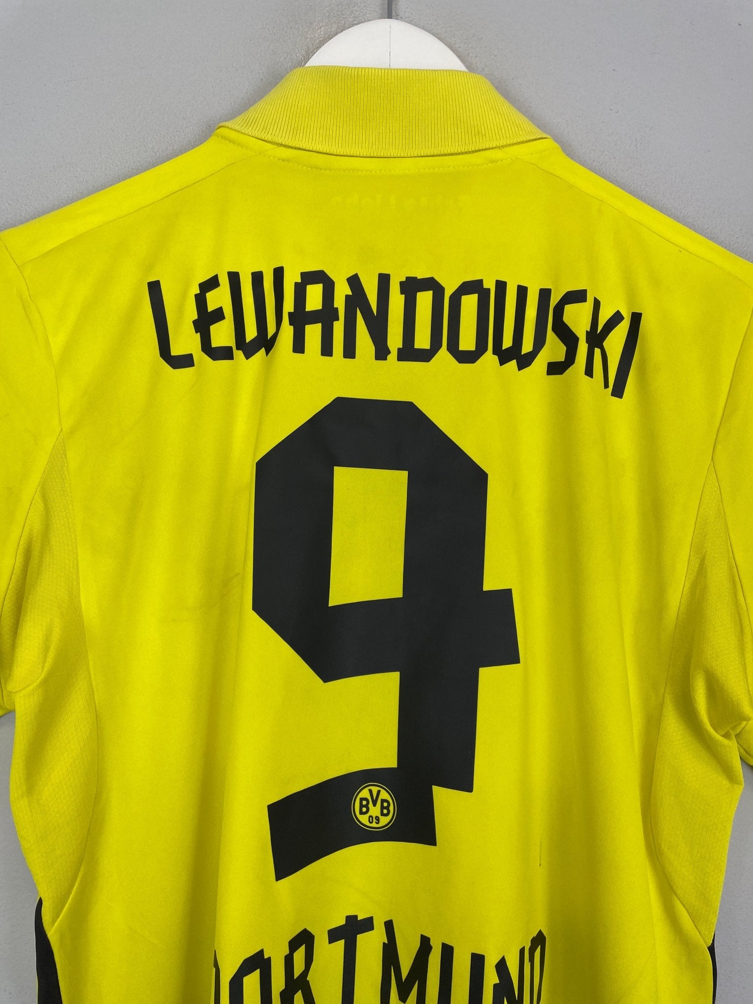 Shop 2012/13 DORTMUND LEWANDOWSKI #9 EUROPEAN HOME SHIRT (S) PUMA, classic football shirts, vintage football shirts & retro soccer jerseys at Cult Kits