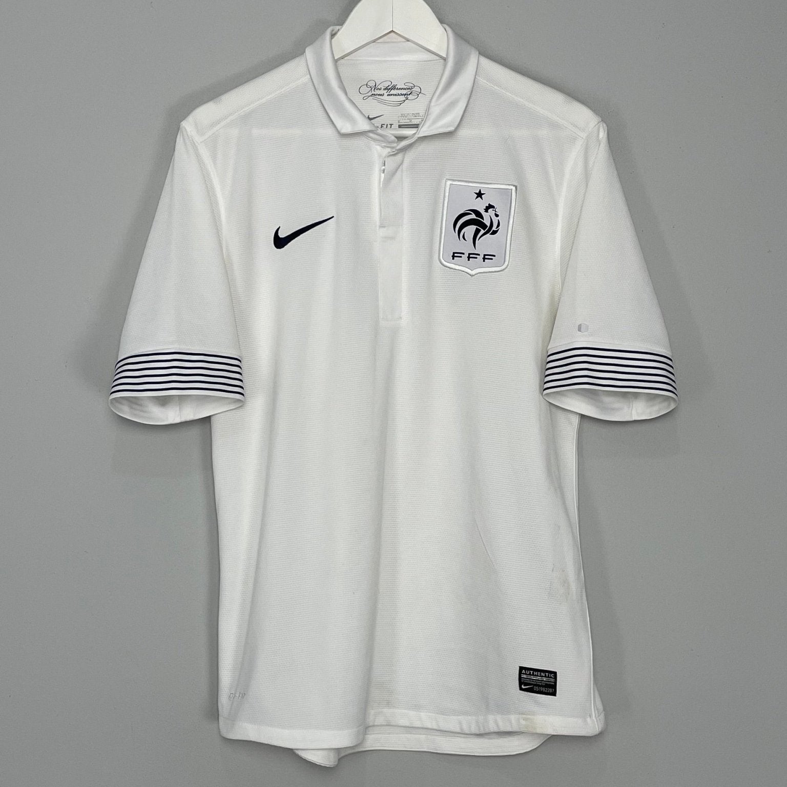 Shop 2012/13 FRANCE AWAY SHIRT (M) NIKE, classic football shirts, vintage football shirts & retro soccer jerseys at Cult Kits