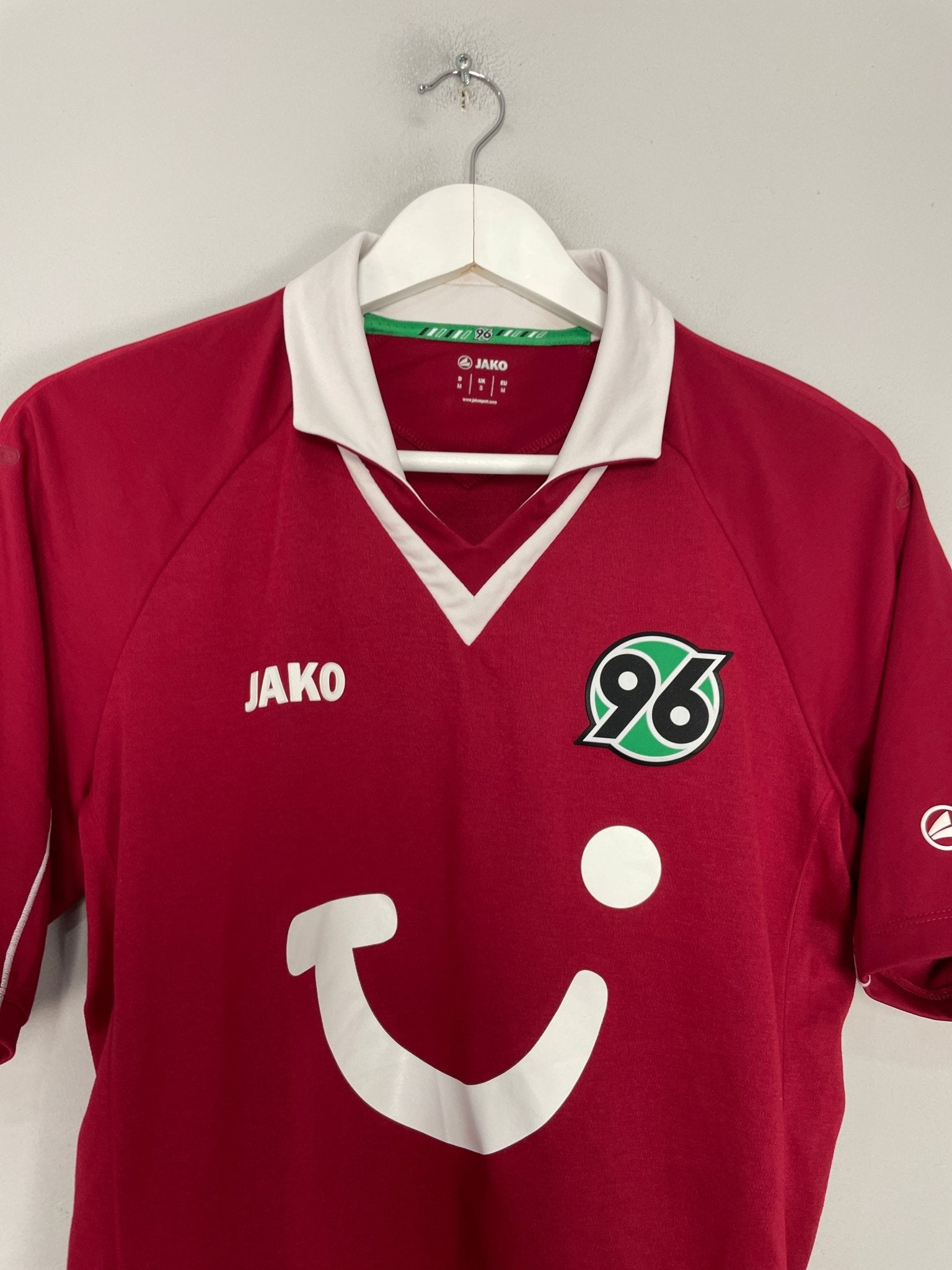 Shop 2012/13 HANNOVER 96 HOME SHIRT (S) JAKO, classic football shirts, vintage football shirts & retro soccer jerseys at Cult Kits