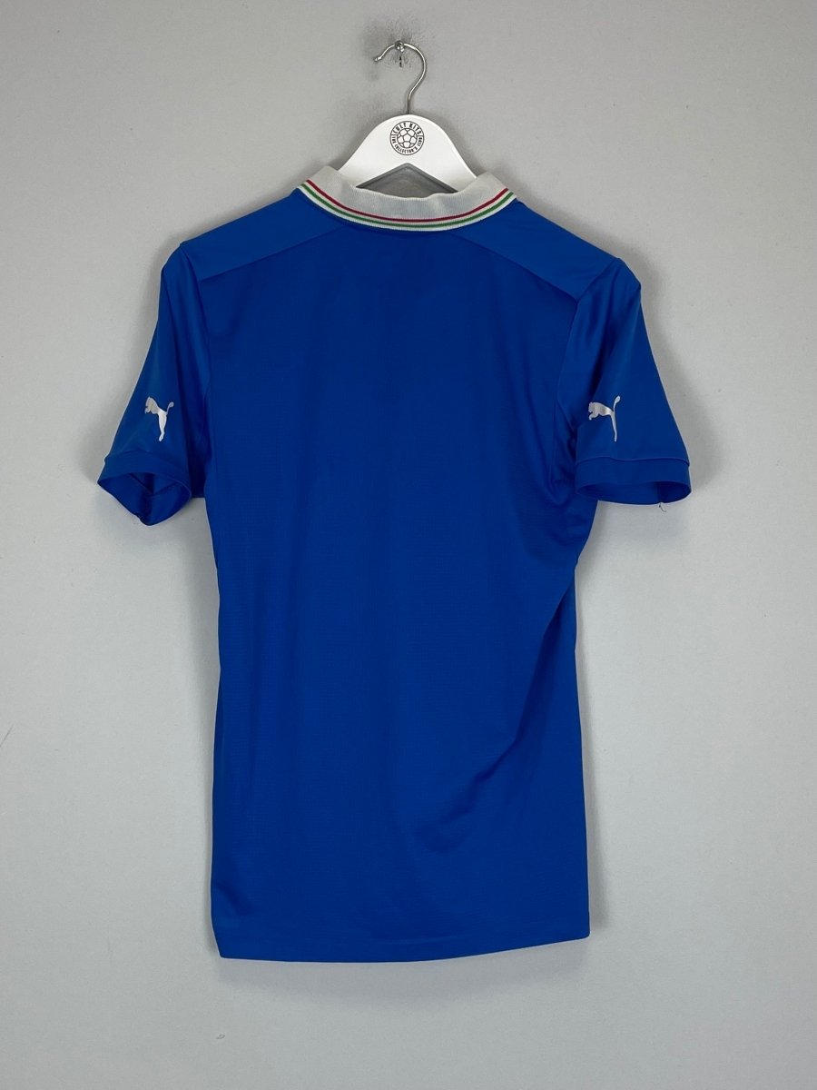 2012/13 ITALY HOME SHIRT (S) PUMA - Cult Kits - Small - Buy Vintage Football Shirts, Authentic Retro Football Shirts For Sale, Classic Football Shirts & Soccer Jersey