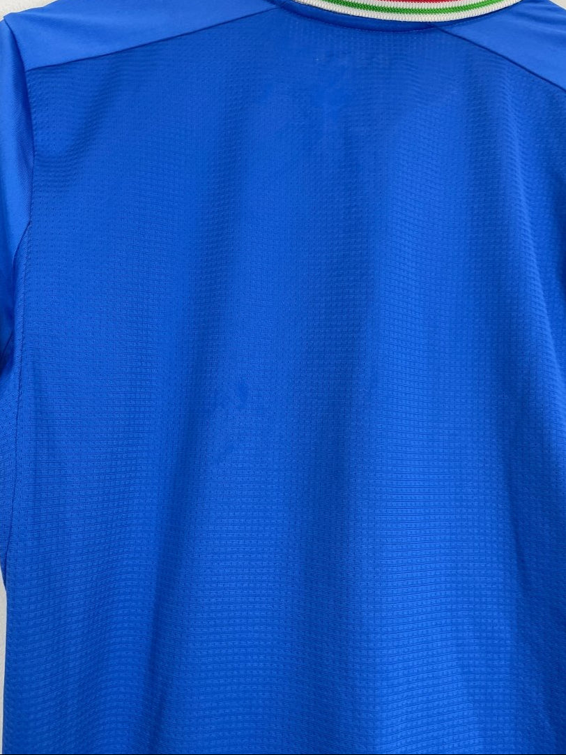 2012/13 ITALY HOME SHIRT (S) PUMA - Cult Kits - Small - Buy Vintage Football Shirts, Authentic Retro Football Shirts For Sale, Classic Football Shirts & Soccer Jersey