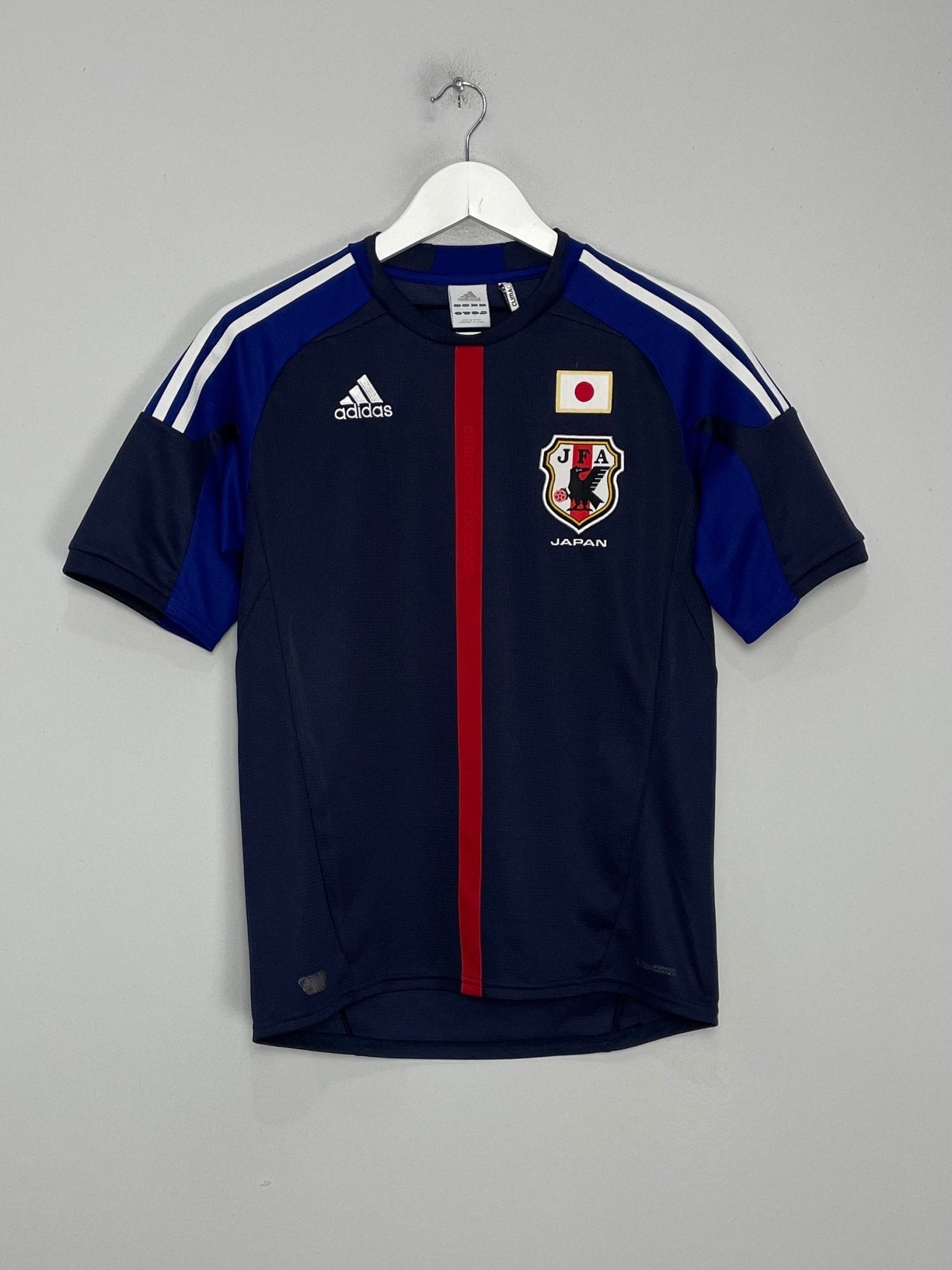 Shop 2012/13 JAPAN HOME SHIRT (XS) ADIDAS, classic football shirts, vintage football shirts & retro soccer jerseys at Cult Kits