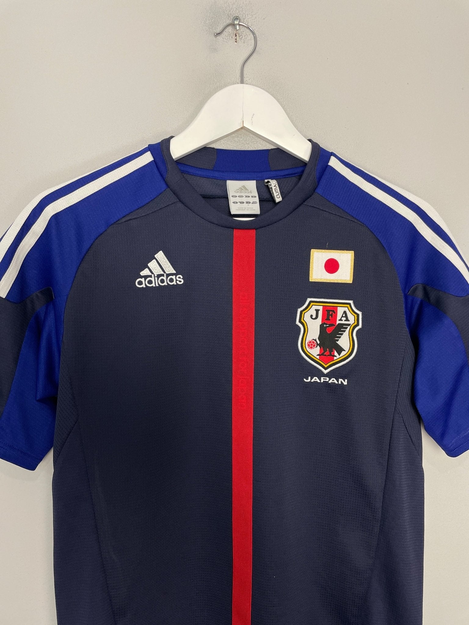 Shop 2012/13 JAPAN HOME SHIRT (XS) ADIDAS, classic football shirts, vintage football shirts & retro soccer jerseys at Cult Kits