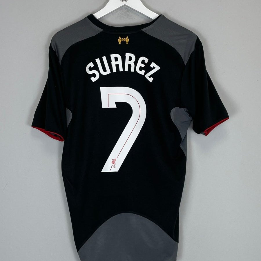 2012/13 LIVERPOOL SUAREZ 7 AWAY SHIRT (M) WARRIOR - Cult Kits - Medium - Buy Vintage Football Shirts, Authentic Retro Football Shirts For Sale, Classic Football Shirts & Soccer Jersey