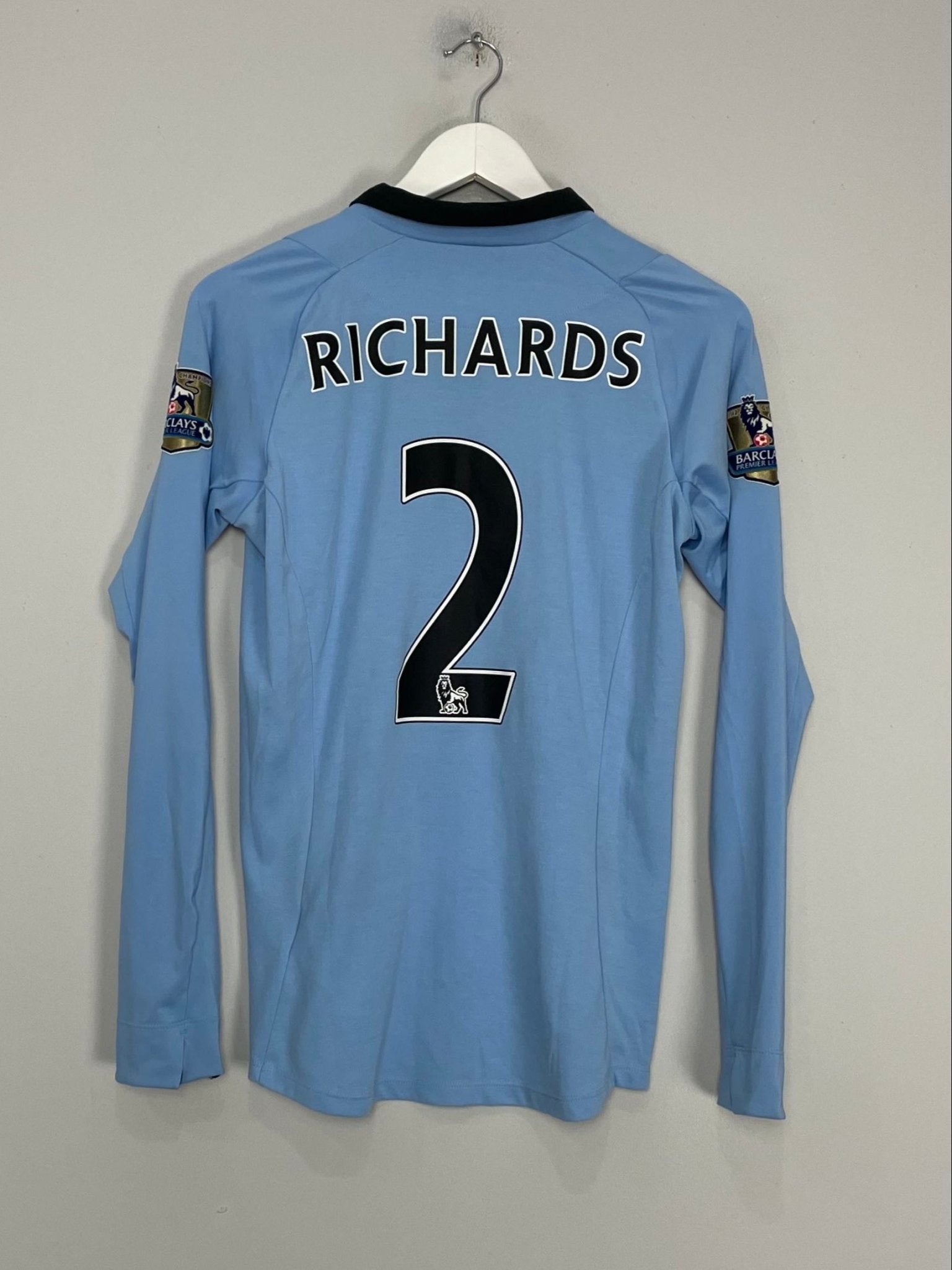 Shop 2012/13 MANCHESTER CITY RICHARDS #2 L/S HOME SHIRT (S) UMBRO, classic football shirts, vintage football shirts & retro soccer jerseys at Cult Kits