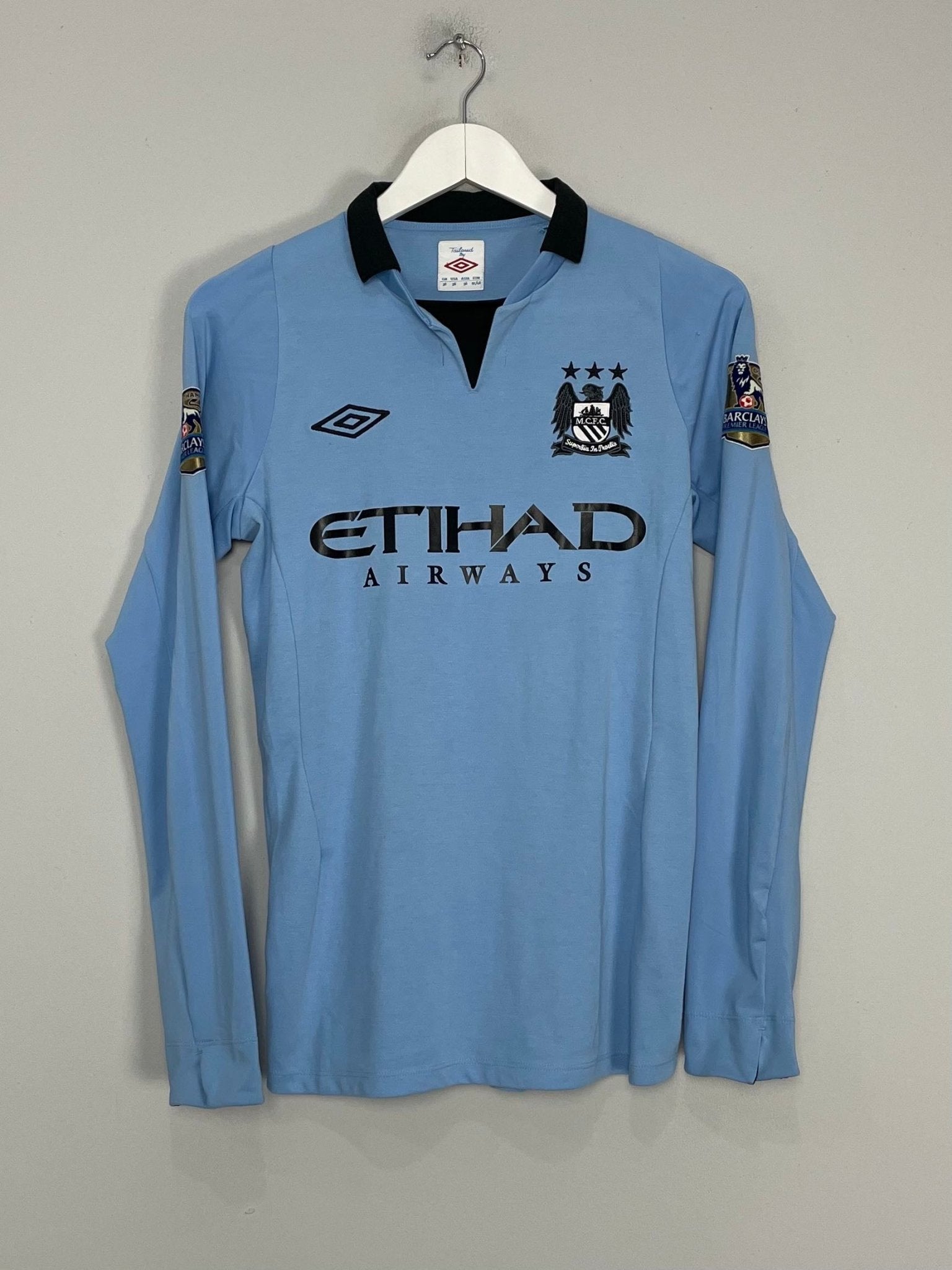 Shop 2012/13 MANCHESTER CITY RICHARDS #2 L/S HOME SHIRT (S) UMBRO, classic football shirts, vintage football shirts & retro soccer jerseys at Cult Kits