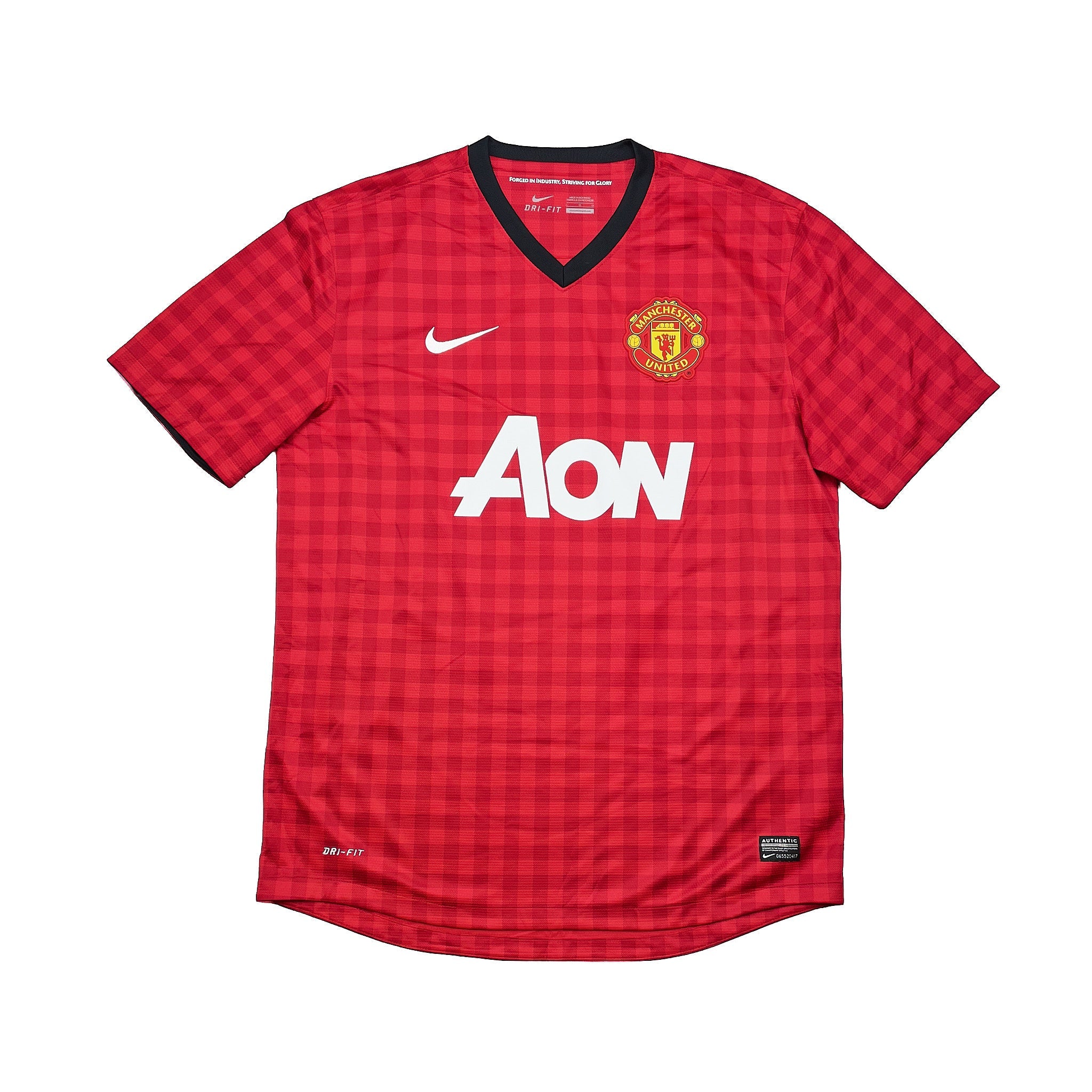 Buy 2012/13 Manchester United Chicharito 14 Home Shirt (L) Nike ~ Free worldwide shipping ~ Authentic Vintage Football Shirts from Cult Kits