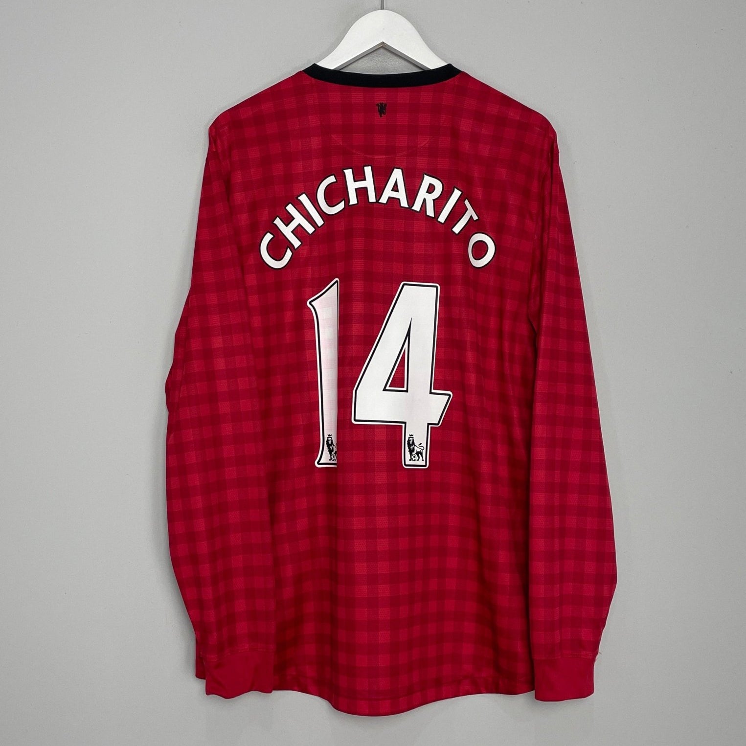 Shop 2012/13 MANCHESTER UNITED CHICHARITO #14 L/S HOME SHIRT (XL) NIKE, classic football shirts, vintage football shirts & retro soccer jerseys at Cult Kits