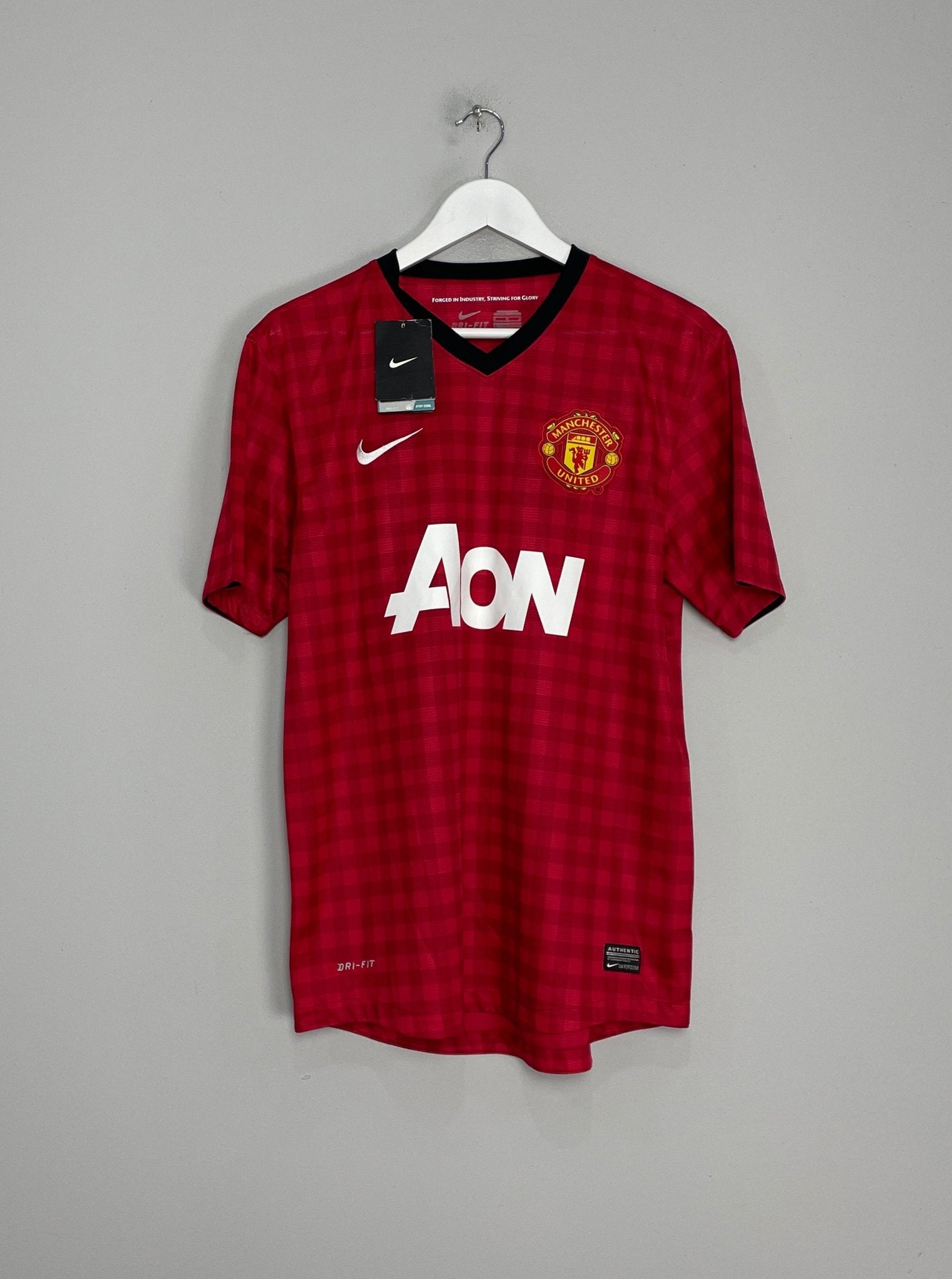 Shop 2012/13 MANCHESTER UNITED V.PERSIE #20 *BNWT* HOME SHIRT (M) NIKE, classic football shirts, vintage football shirts & retro soccer jerseys at Cult Kits