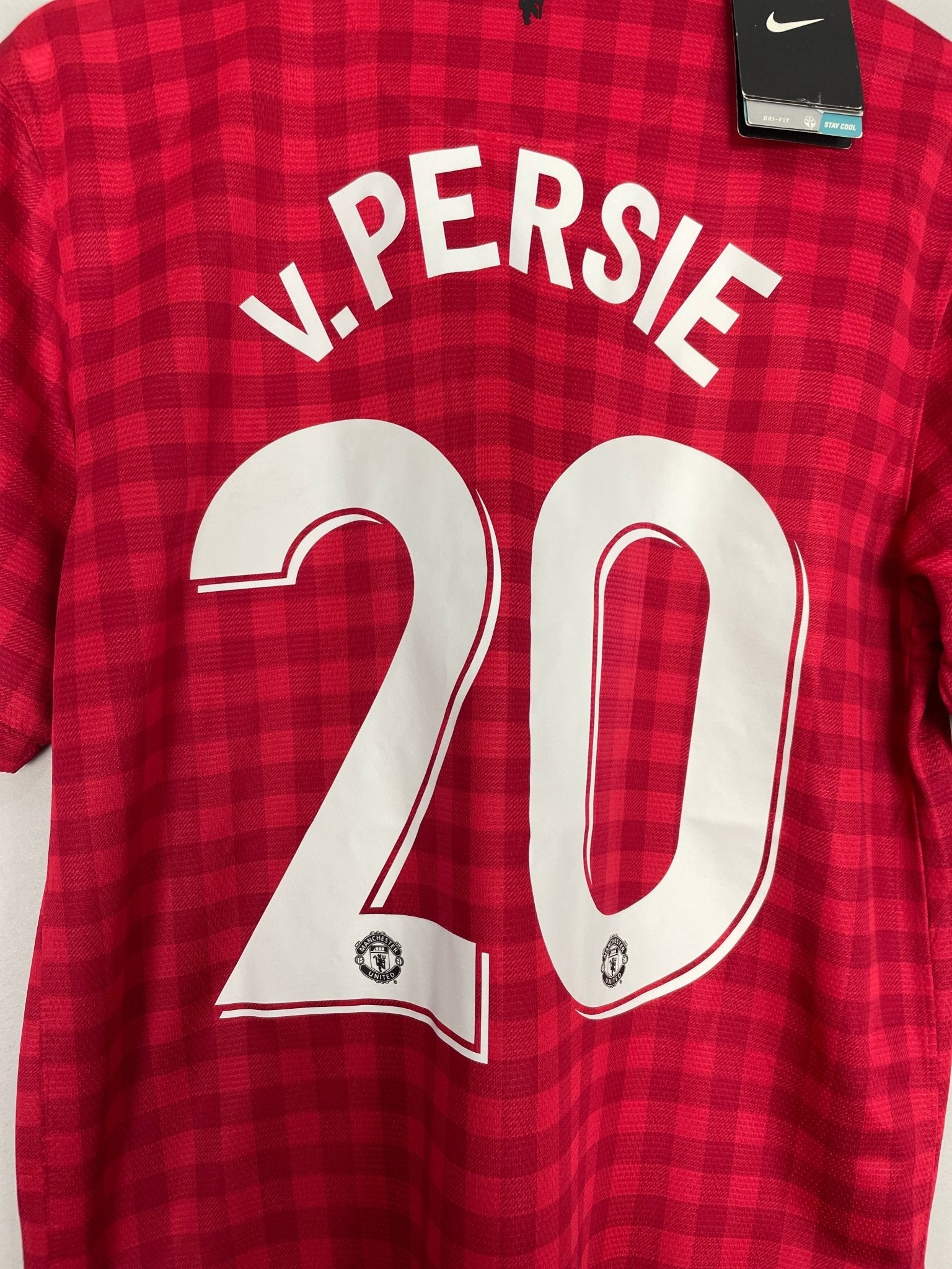 Shop 2012/13 MANCHESTER UNITED V.PERSIE #20 *BNWT* HOME SHIRT (M) NIKE, classic football shirts, vintage football shirts & retro soccer jerseys at Cult Kits