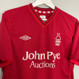 Shop 2012/13 NOTTINGHAM FOREST HOME SHIRT (M) UMBRO, classic football shirts, vintage football shirts & retro soccer jerseys at Cult Kits