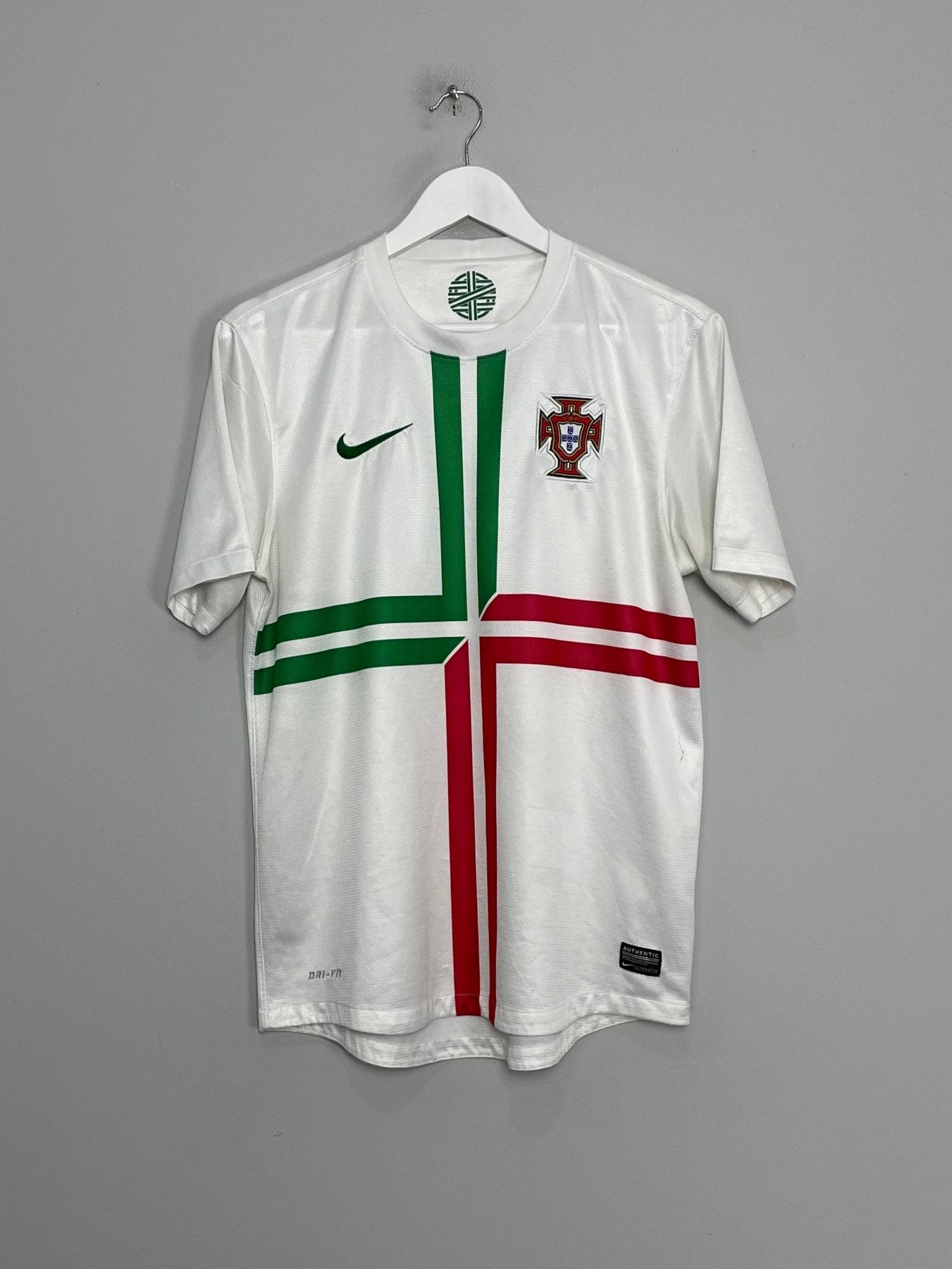 Shop 2012/13 PORTUGAL AWAY SHIRT (M) NIKE, classic football shirts, vintage football shirts & retro soccer jerseys at Cult Kits