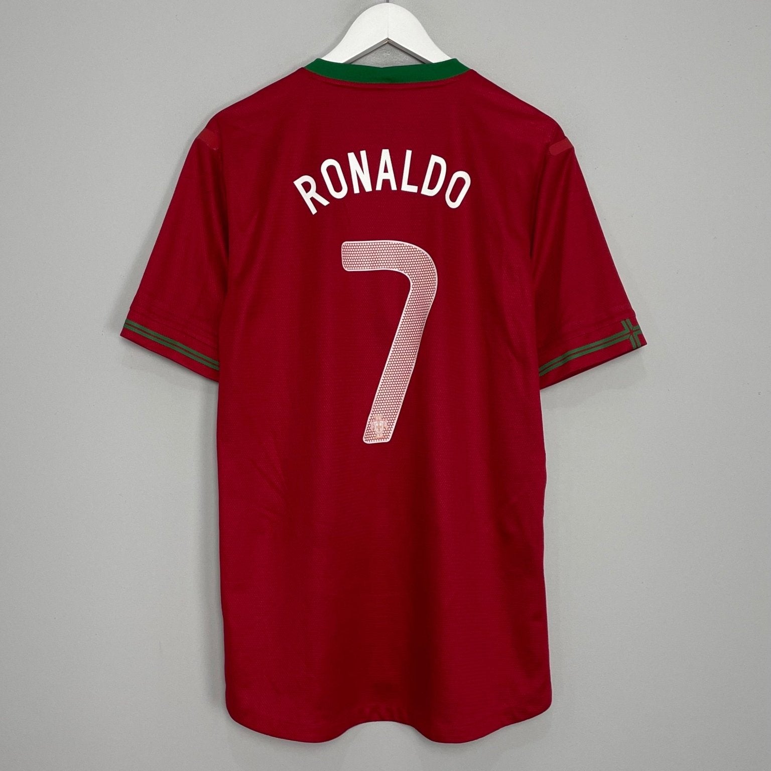Shop 2012/13 PORTUGAL RONALDO #7 *AUTHENTIC* HOME SHIRT (XL) NIKE, classic football shirts, vintage football shirts & retro soccer jerseys at Cult Kits