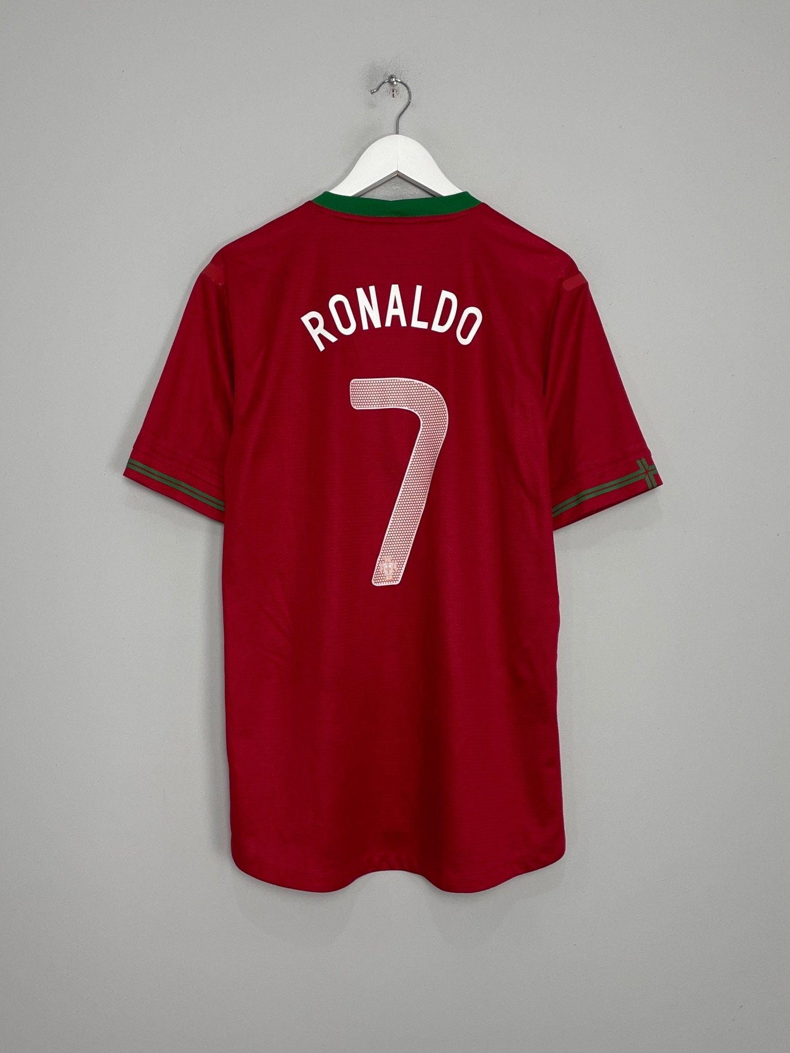 Shop 2012/13 PORTUGAL RONALDO #7 *AUTHENTIC* HOME SHIRT (XL) NIKE, classic football shirts, vintage football shirts & retro soccer jerseys at Cult Kits