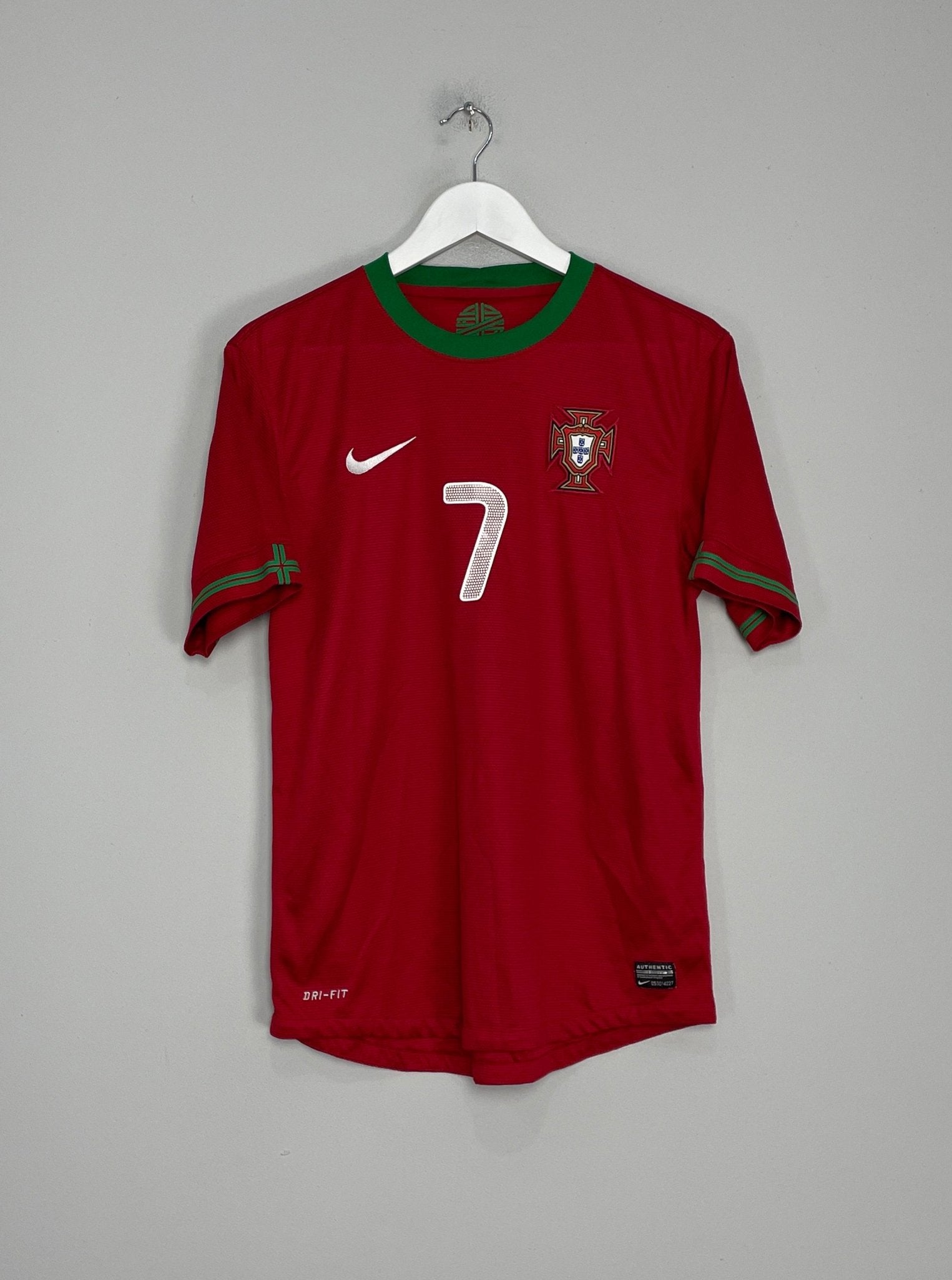 Shop 2012/13 PORTUGAL RONALDO #7 HOME SHIRT (M) NIKE, classic football shirts, vintage football shirts & retro soccer jerseys at Cult Kits