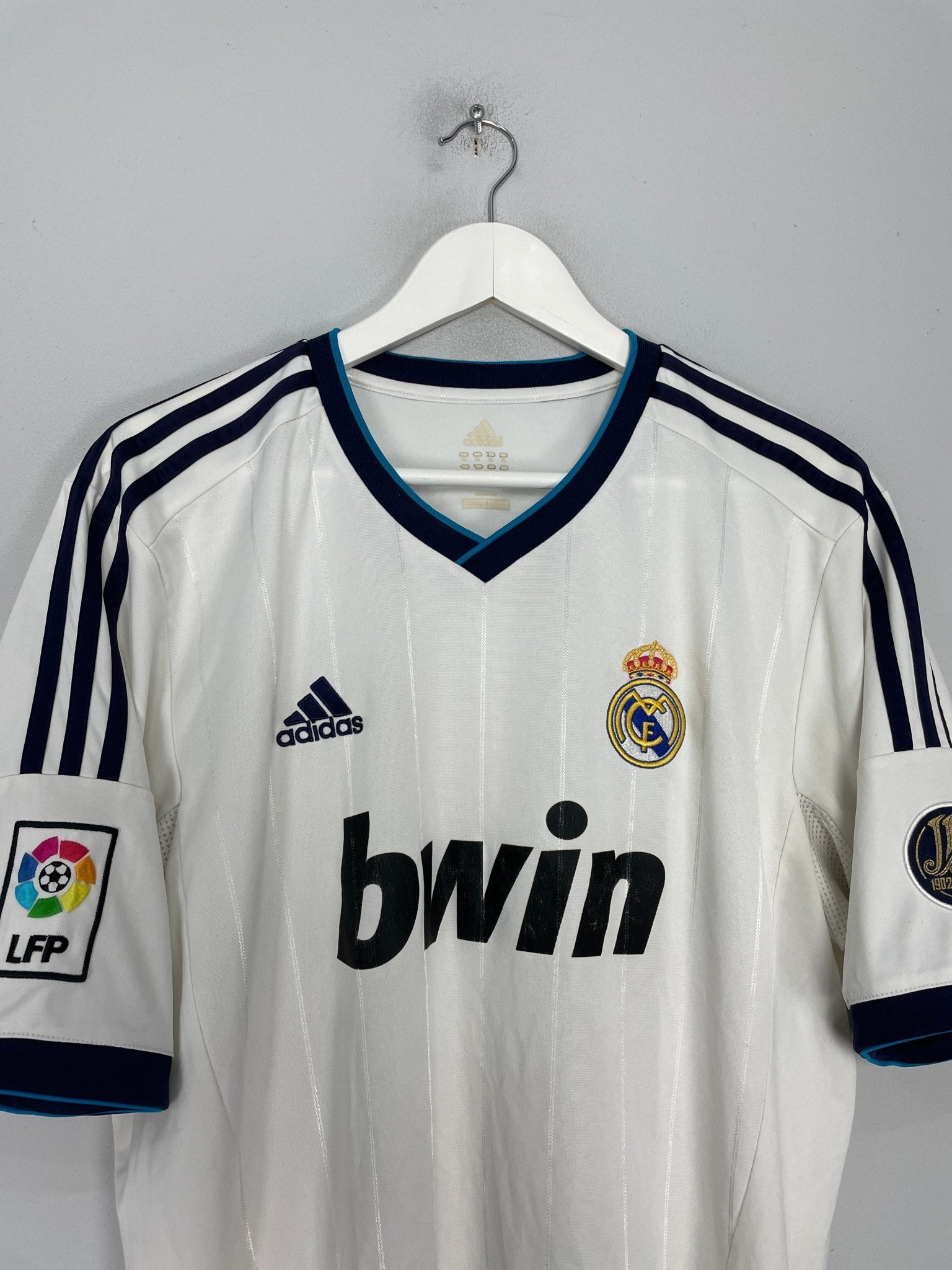 Shop 2012/13 REAL MADRID HOME SHIRT (XL) ADIDAS, classic football shirts, vintage football shirts & retro soccer jerseys at Cult Kits