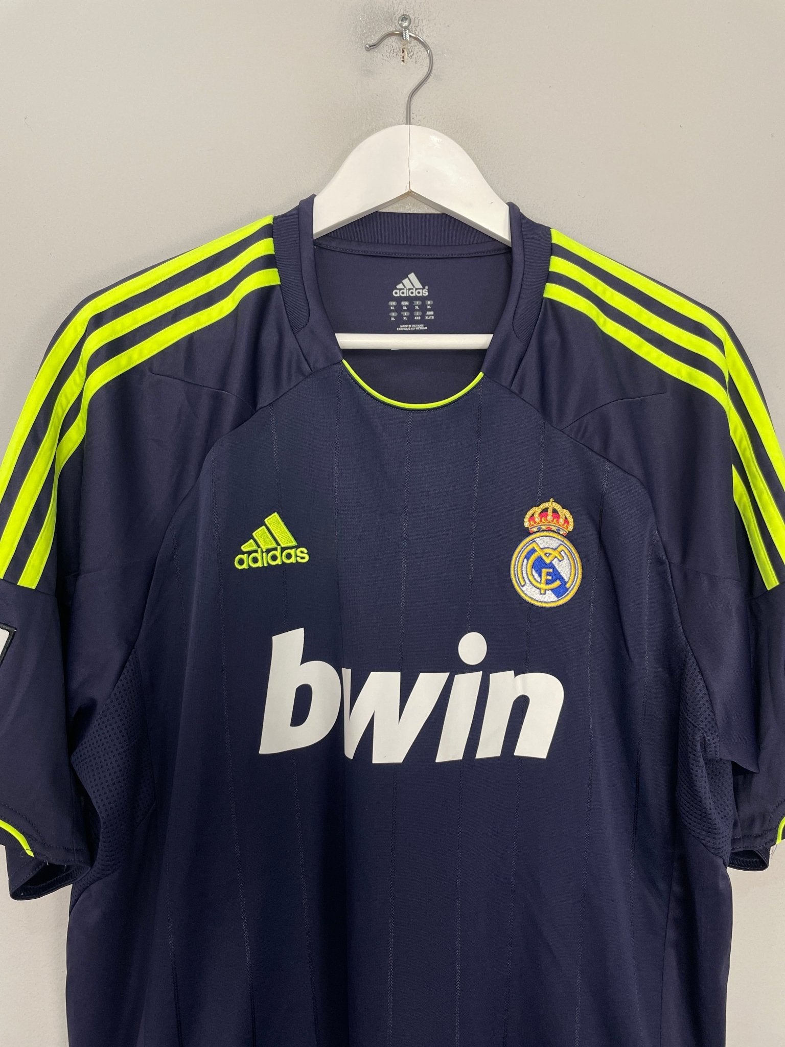 Shop 2012/13 REAL MADRID RONALDO #7 AWAY SHIRT (XL) ADIDAS, classic football shirts, vintage football shirts & retro soccer jerseys at Cult Kits