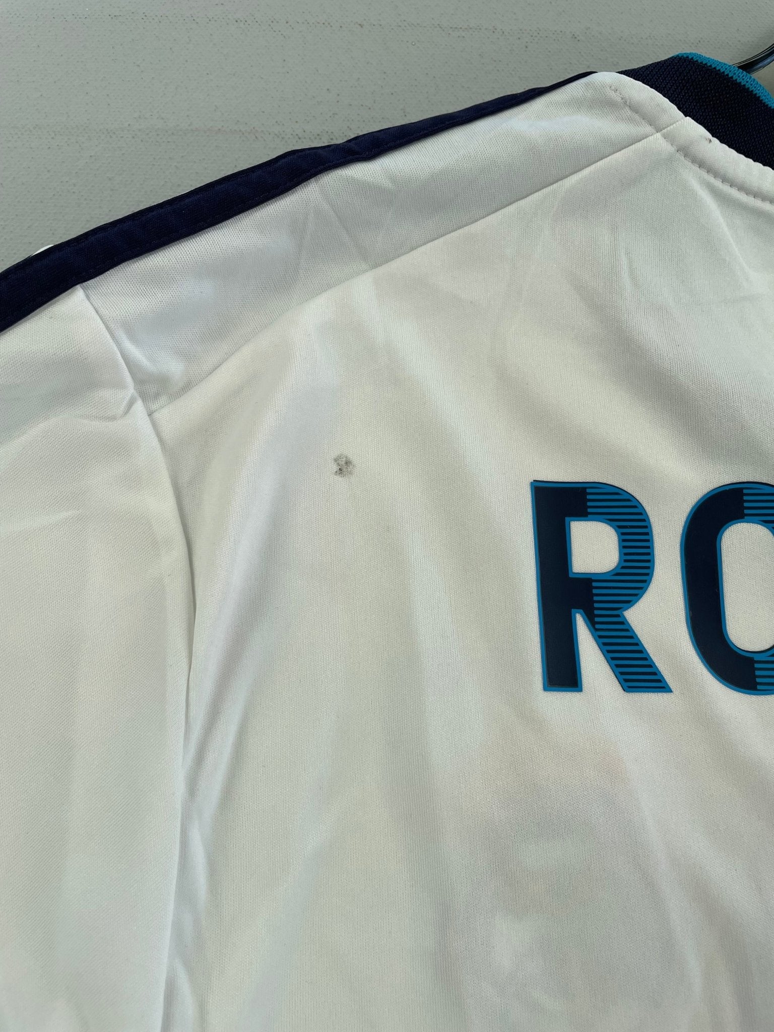 Buy 2012/13 Real Madrid Ronaldo 7 Home Shirt (L) Adidas ~ Free worldwide shipping ~ Authentic Vintage Football Shirts from Cult Kits