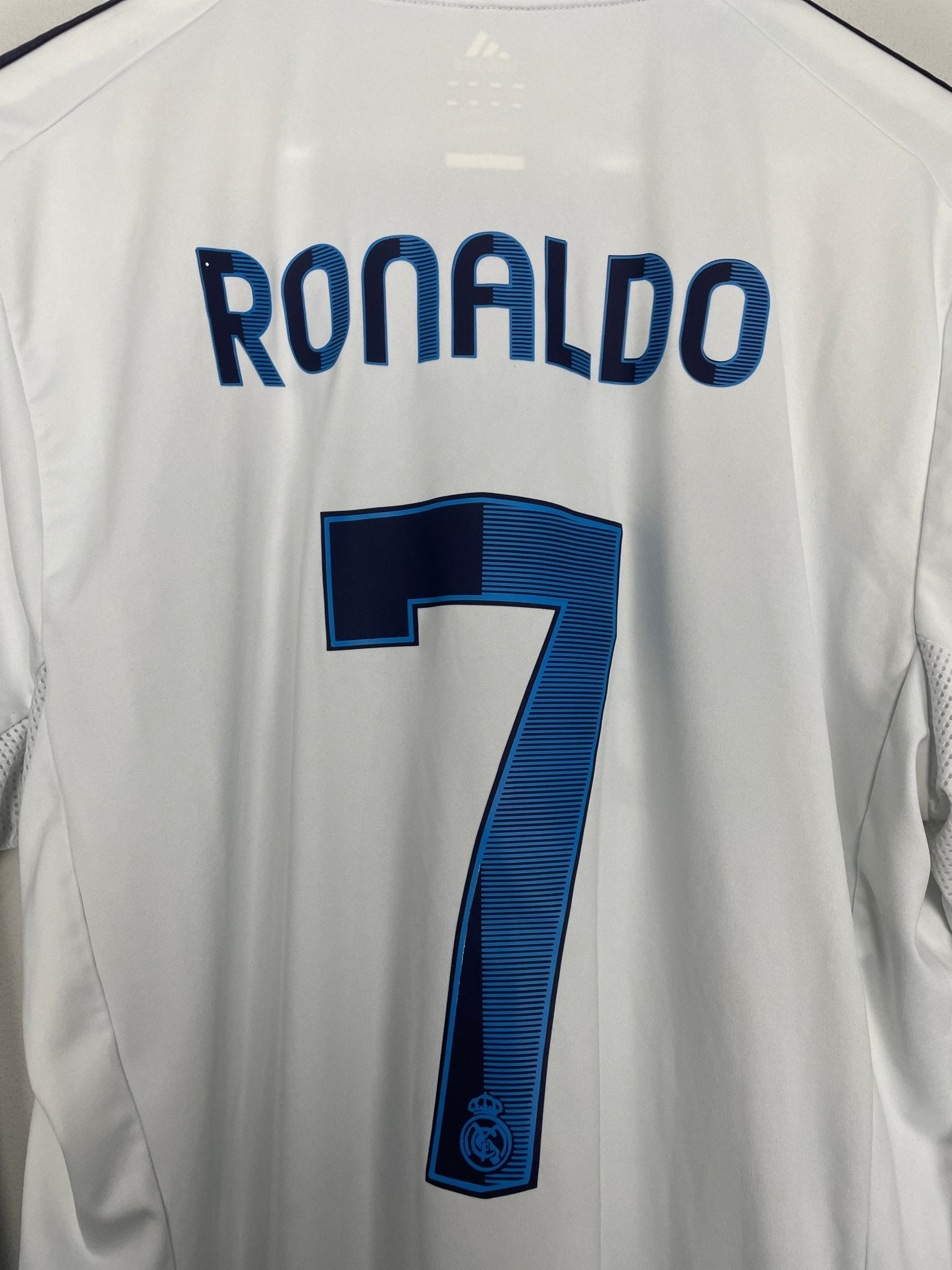 Shop 2012/13 REAL MADRID RONALDO #7 L/S HOME SHIRT (L) ADIDAS, classic football shirts, vintage football shirts & retro soccer jerseys at Cult Kits