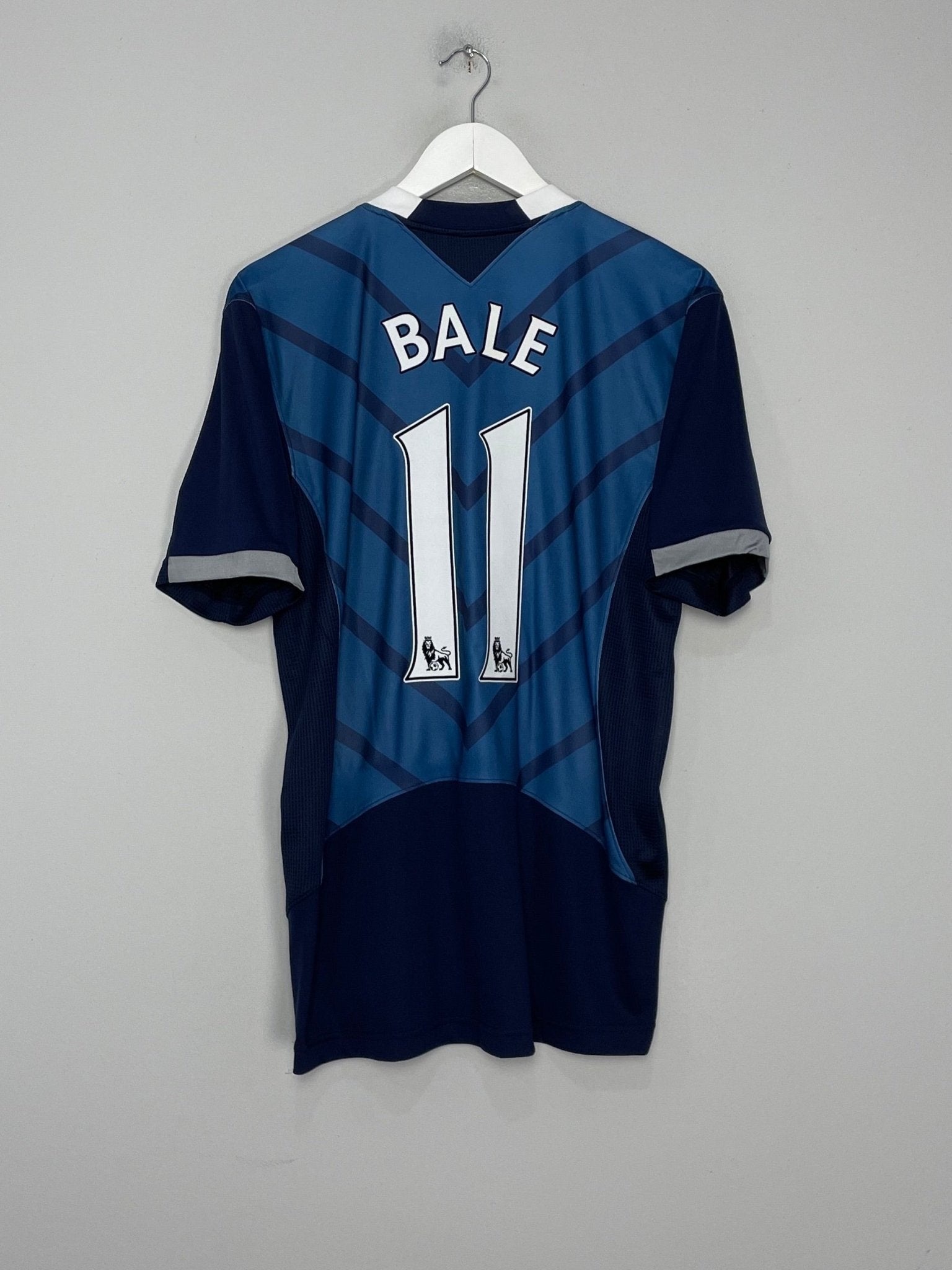 Shop 2012/13 TOTTENHAM BALE #11 AWAY SHIRT (L) UNDER ARMOUR, classic football shirts, vintage football shirts & retro soccer jerseys at Cult Kits