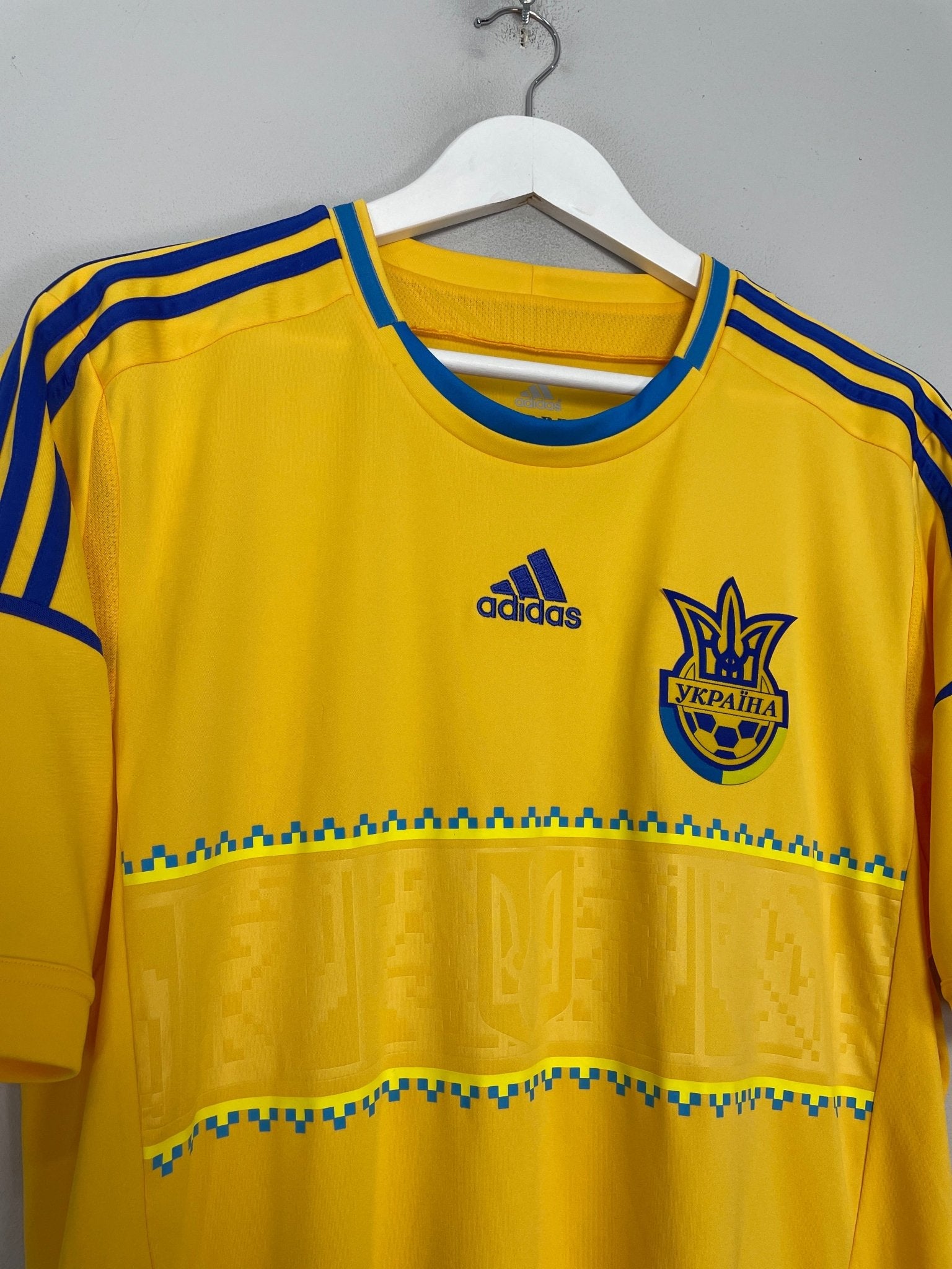 Shop 2012/13 UKRAINE HOME SHIRT (L) ADIDAS, classic football shirts, vintage football shirts & retro soccer jerseys at Cult Kits