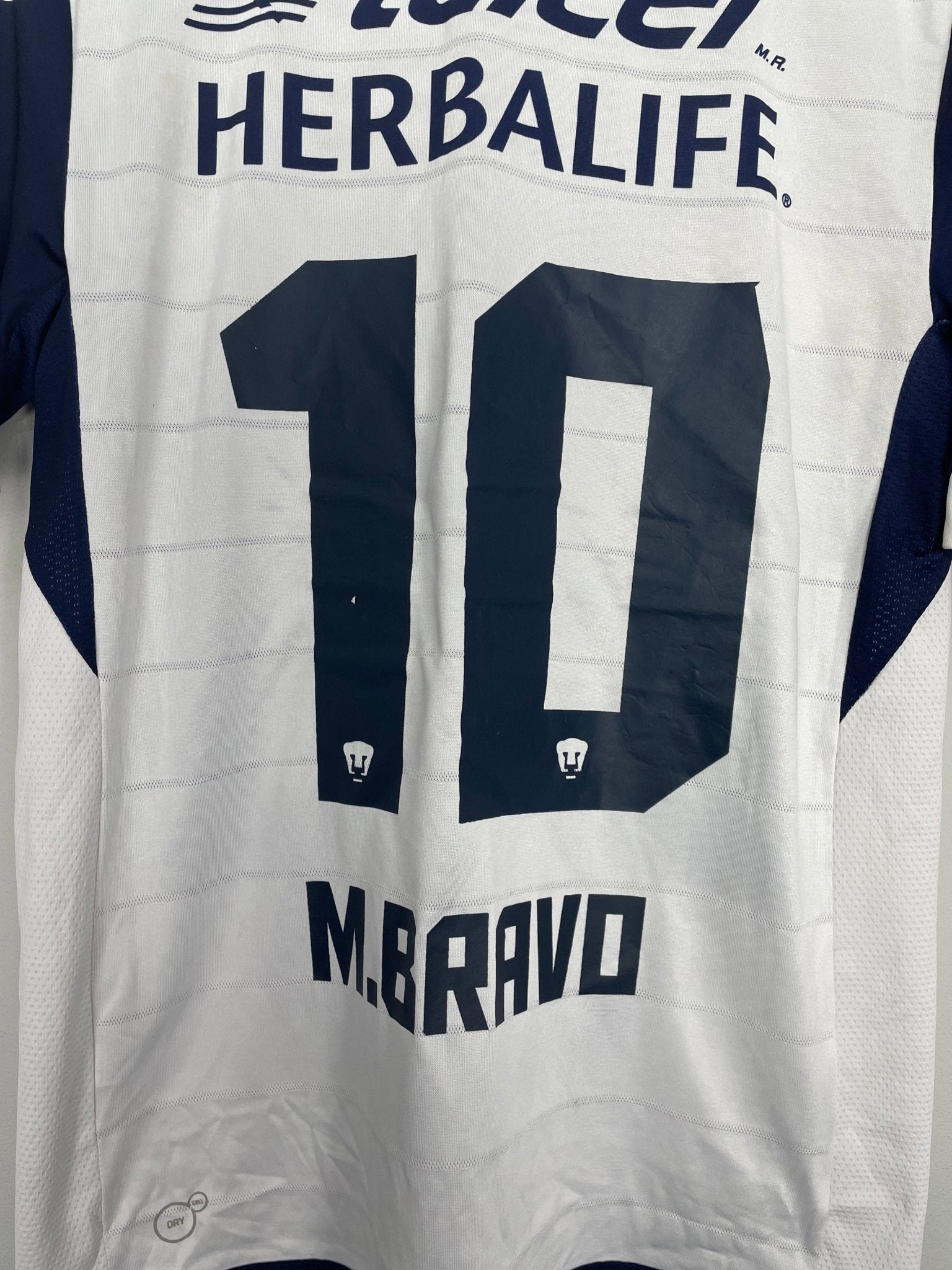 Shop 2012/13 UNAM PUMAS M.BRAVO #10 HOME SHIRT (M) PUMA, classic football shirts, vintage football shirts & retro soccer jerseys at Cult Kits