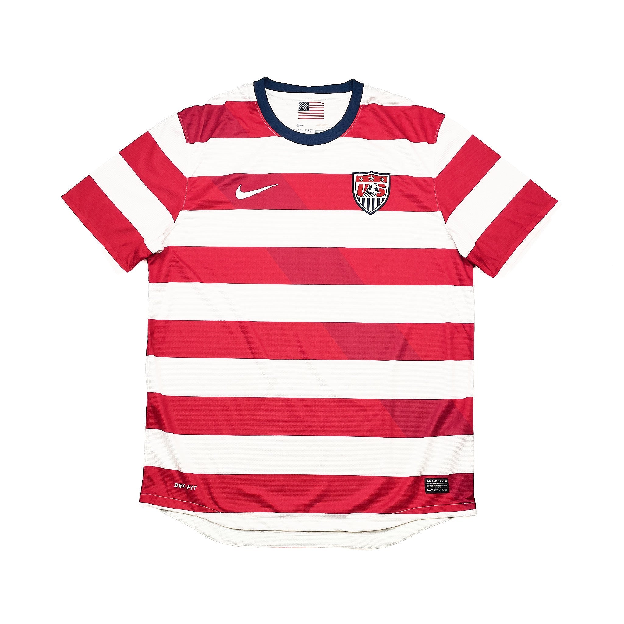 Buy 2012/13 USA Home Shirt (L) Nike ~ Free worldwide shipping available ~ Authentic Vintage Football Shirts from Cult Kits