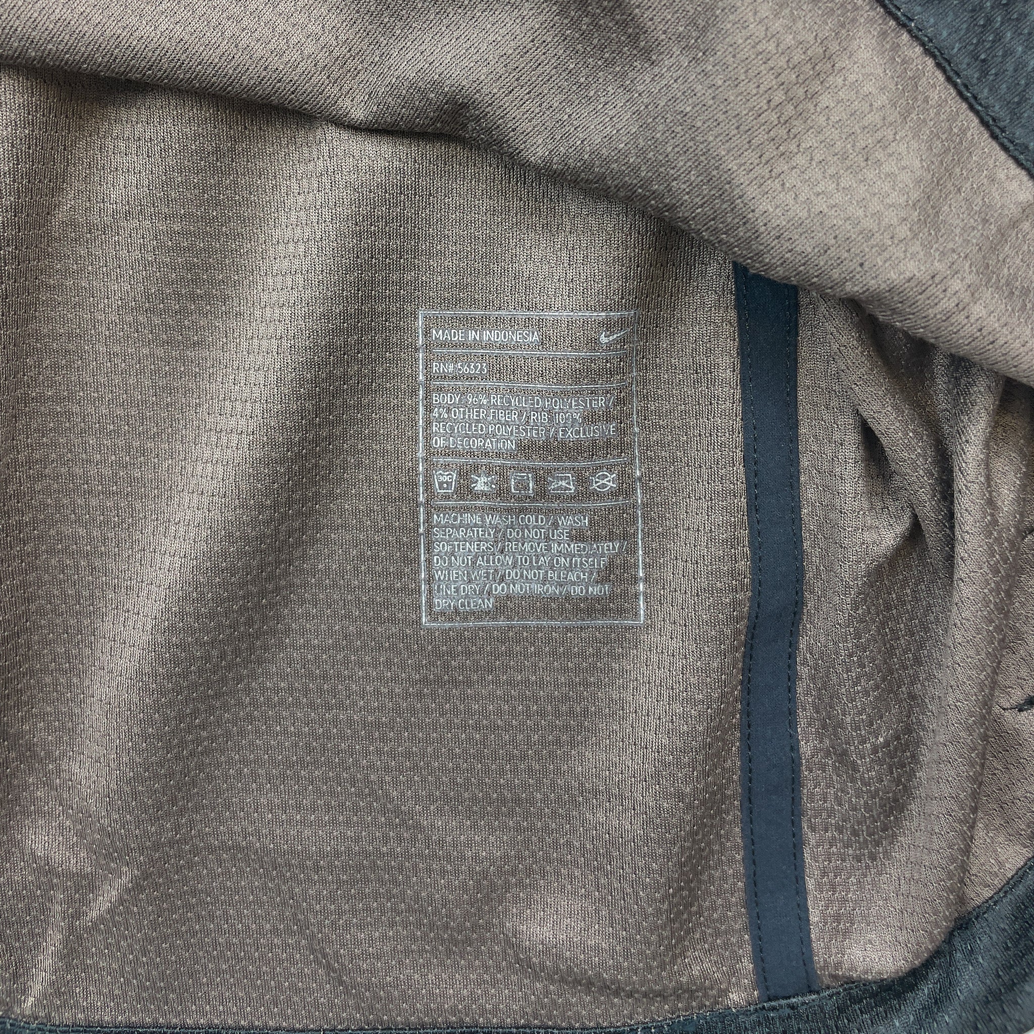 Buy 2012/13 USA Howard 1 *Player Issue* GK Shirt (L) Nike ~ Free worldwide shipping available ~ Authentic Vintage Football Shirts from Cult Kits