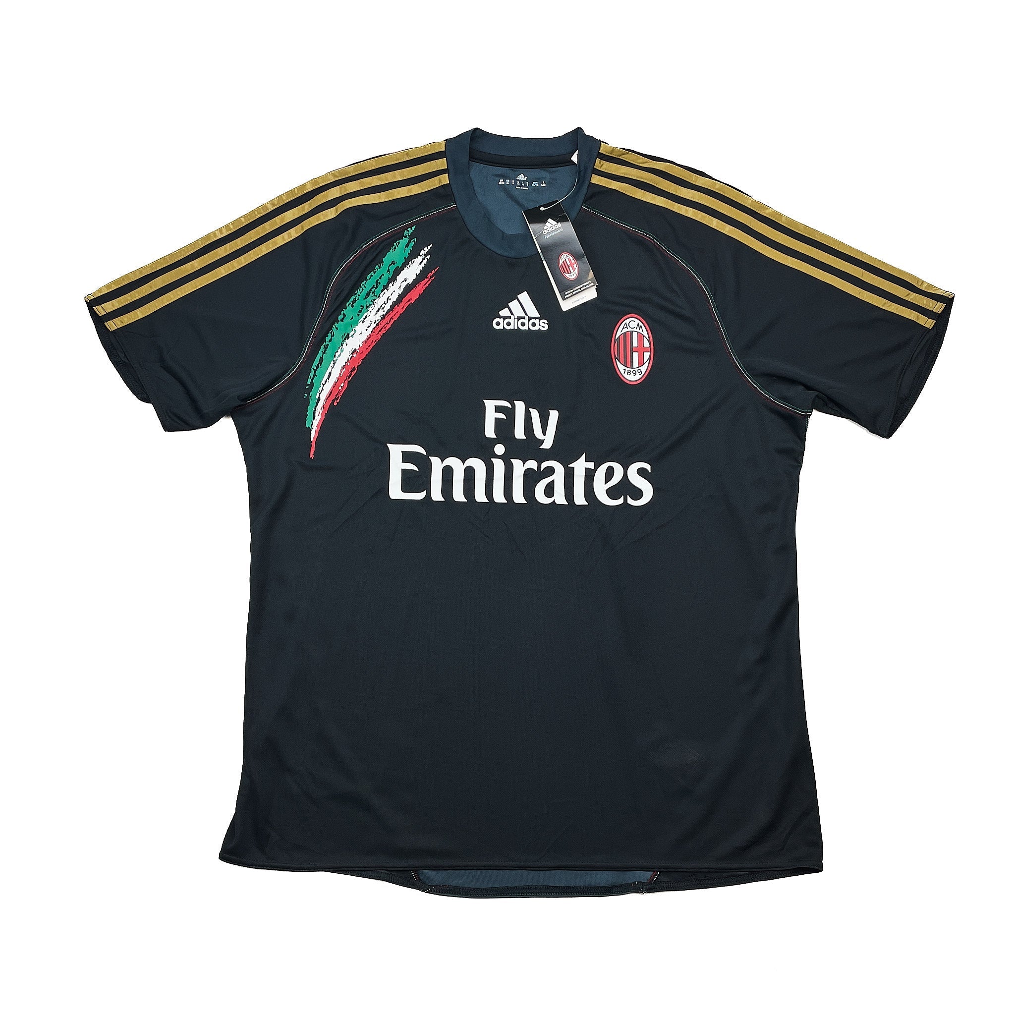 Buy 2013/14 AC Milan *BNWT* Training Shirt (XL) Adidas ~ Free worldwide shipping available ~ Authentic Vintage Football Shirts from Cult Kits