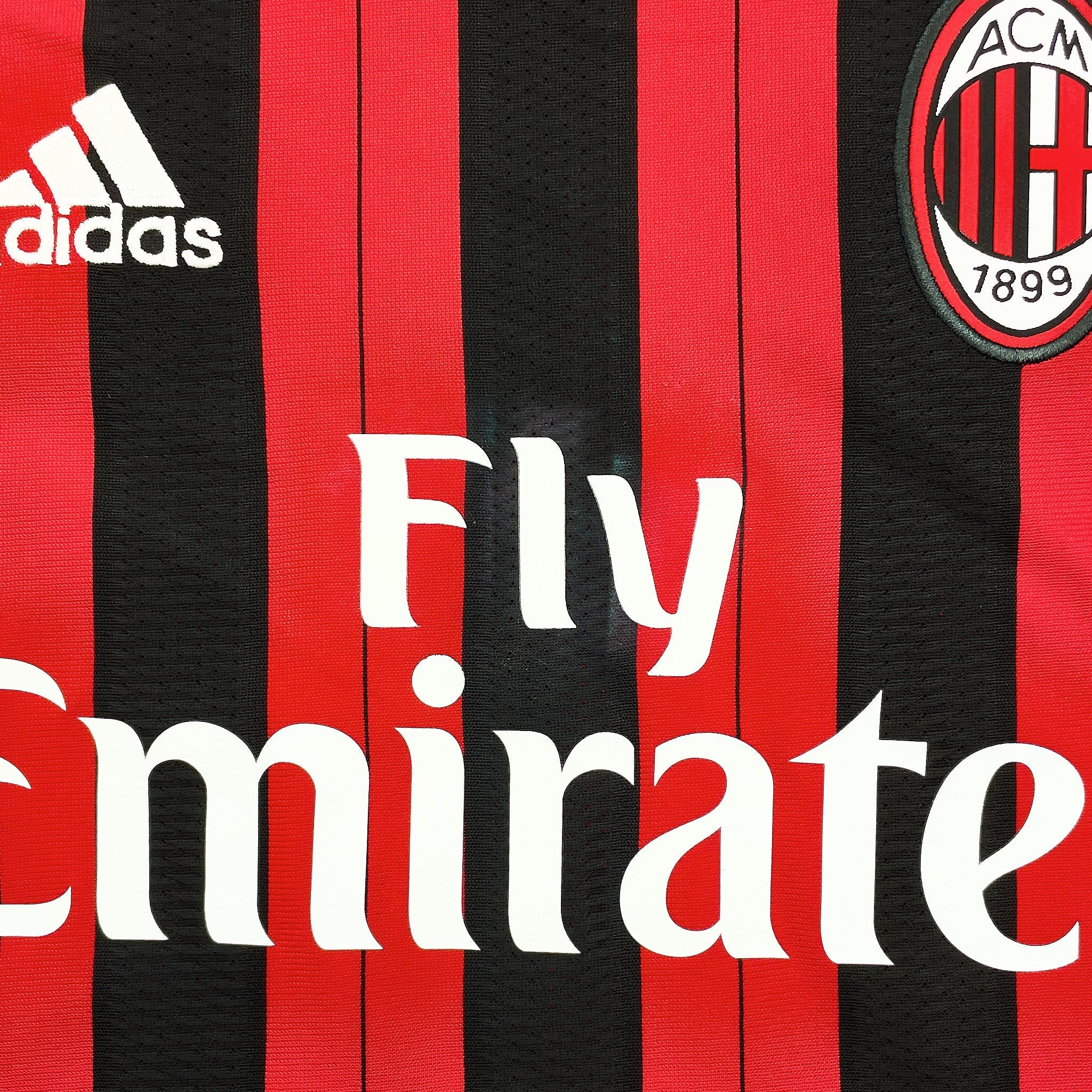 Buy 2013/14 AC Milan Kaka 22 *BNWT with Defects* Home Shirt (L) Adidas ~ Free worldwide shipping ~ Authentic Vintage Football Shirts from Cult Kits