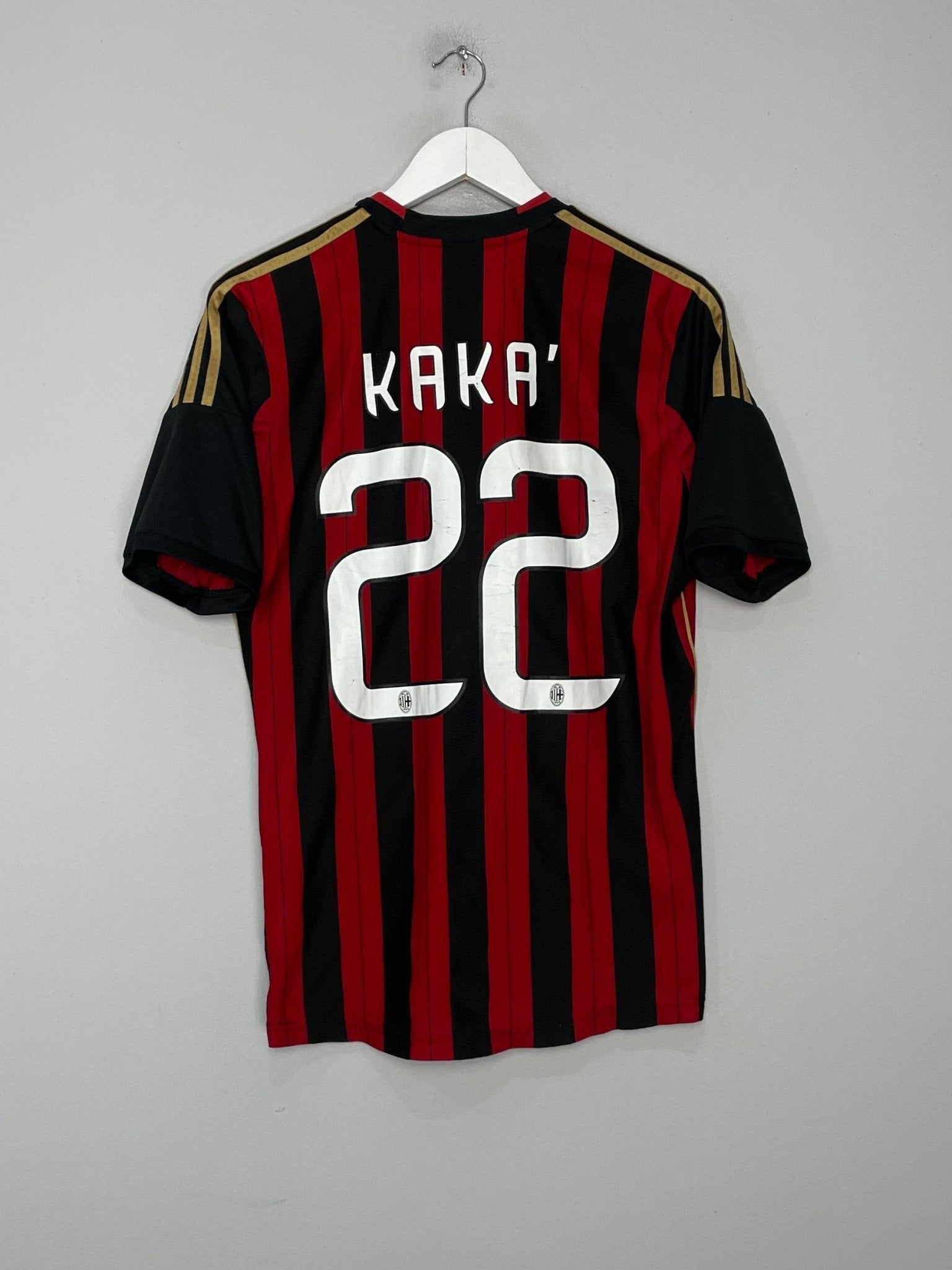 Shop 2013/14 AC MILAN KAKA #22 HOME SHIRT (M) ADIDAS, classic football shirts, vintage football shirts & retro soccer jerseys at Cult Kits