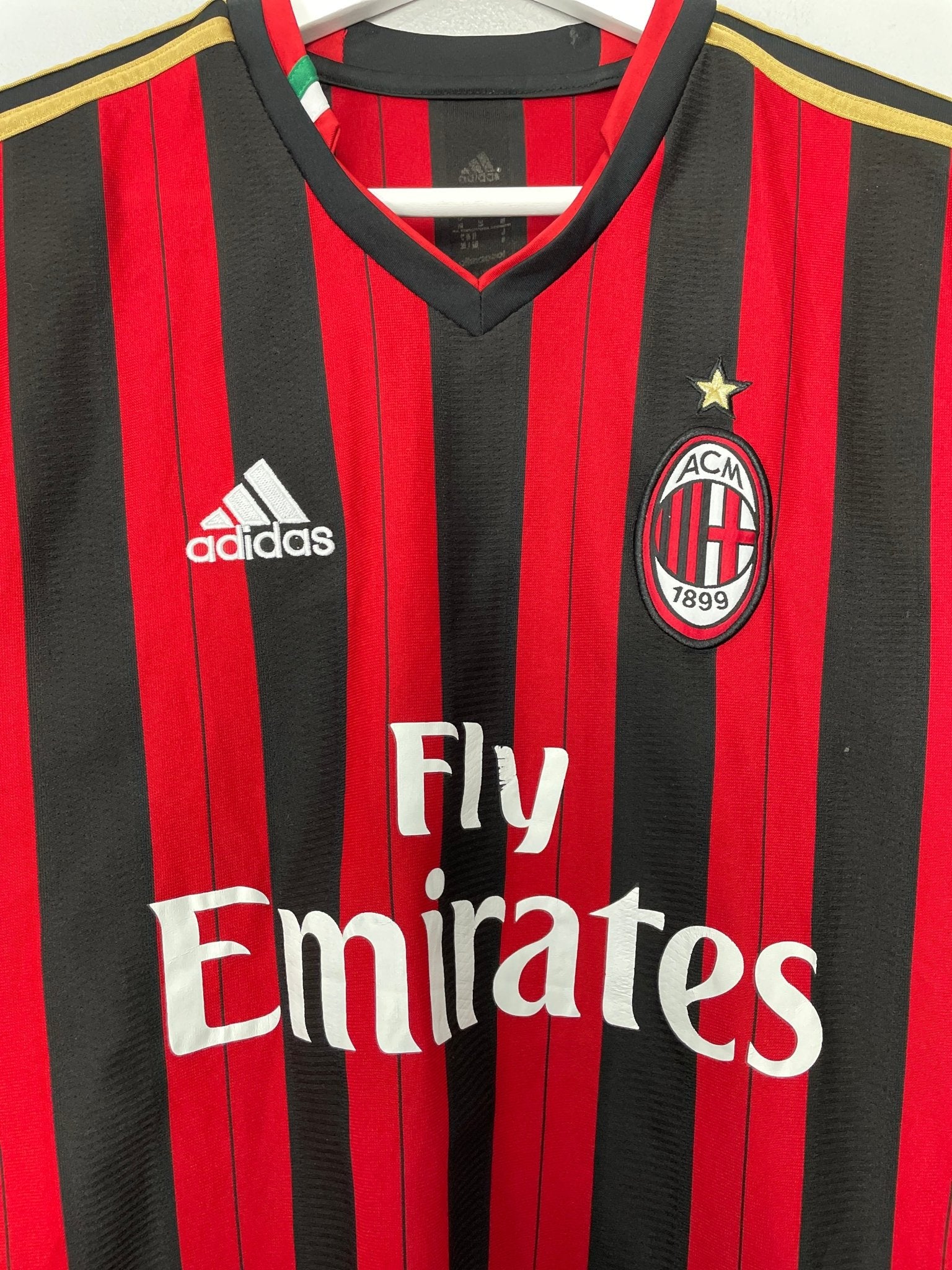Shop 2013/14 AC MILAN KAKA #22 HOME SHIRT (M) ADIDAS, classic football shirts, vintage football shirts & retro soccer jerseys at Cult Kits