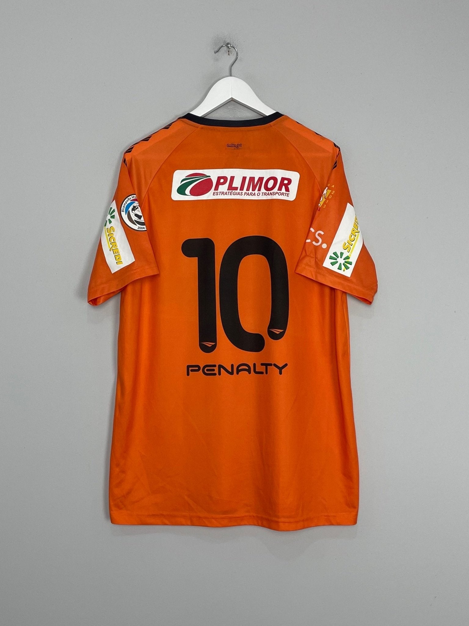 Shop 2013/14 ASSOCIACAO CARLOS BARBOSA DE FUTSAL #10 HOME SHIRT (XL) PENALTY, classic football shirts, vintage football shirts & retro soccer jerseys at Cult Kits