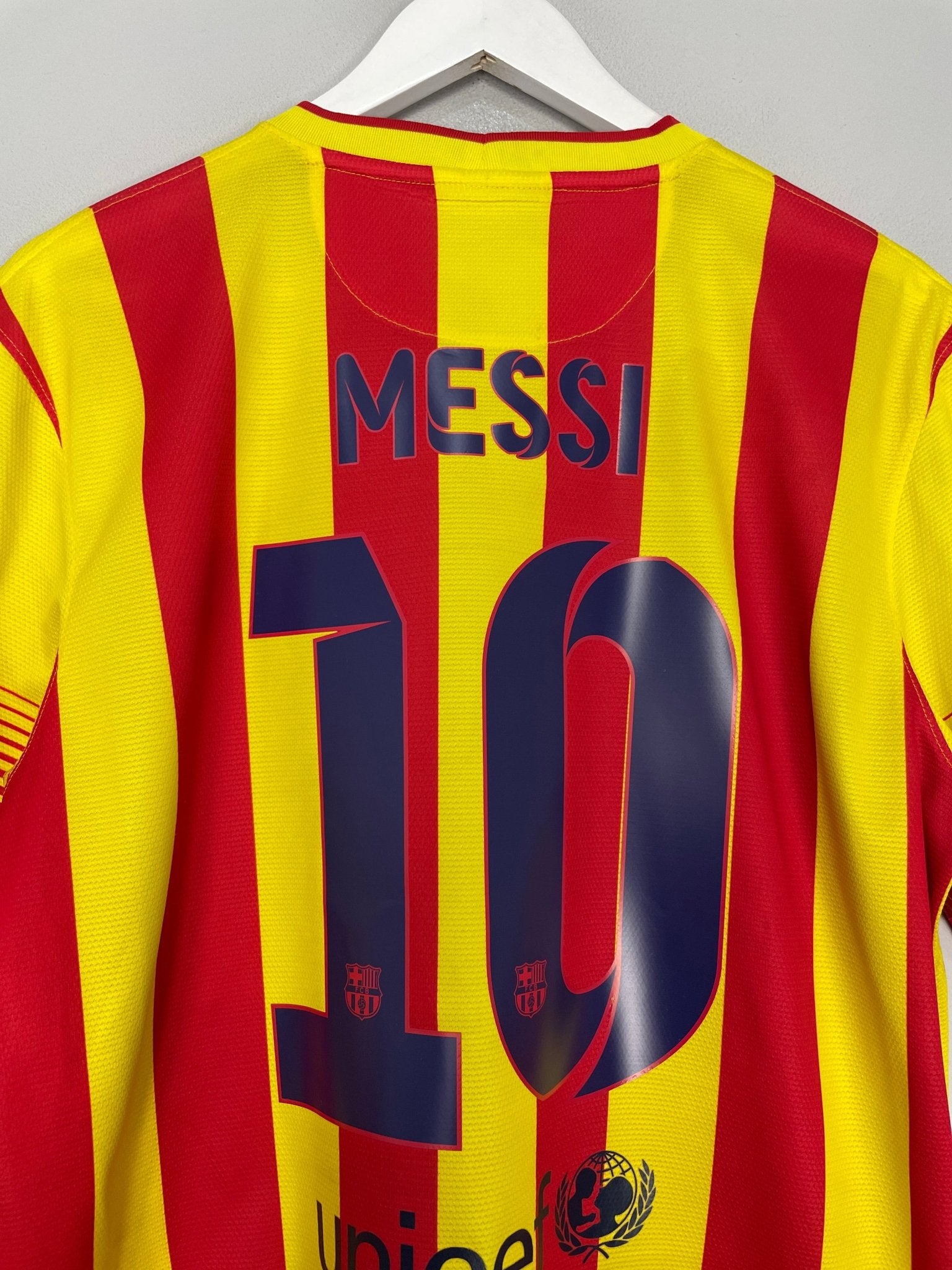 Shop 2013/14 BARCELONA MESSI #10 AWAY SHIRT (L) NIKE, classic football shirts, vintage football shirts & retro soccer jerseys at Cult Kits