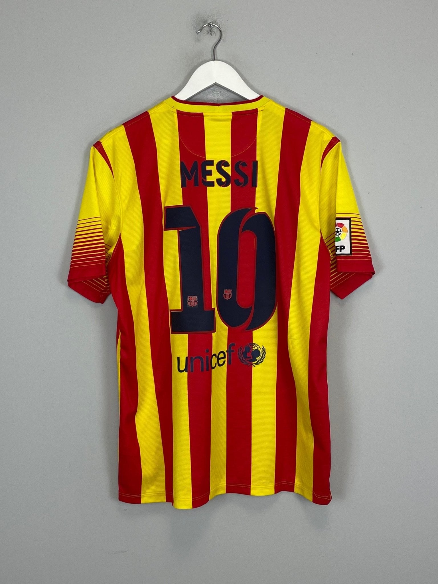 Shop 2013/14 BARCELONA MESSI #10 AWAY SHIRT (L) NIKE, classic football shirts, vintage football shirts & retro soccer jerseys at Cult Kits