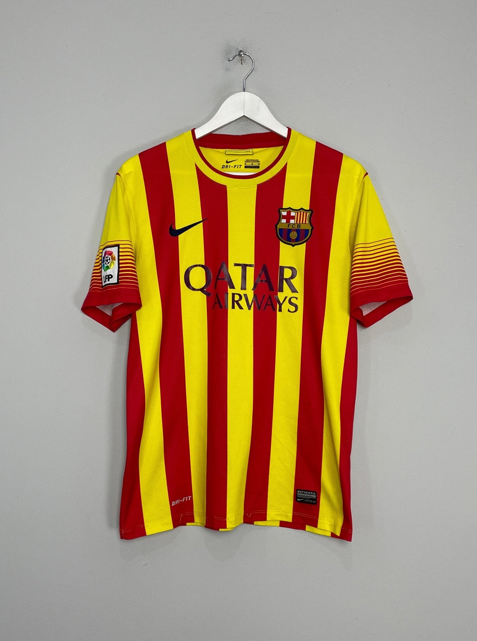 Shop 2013/14 BARCELONA MESSI #10 AWAY SHIRT (M) NIKE, classic football shirts, vintage football shirts & retro soccer jerseys at Cult Kits