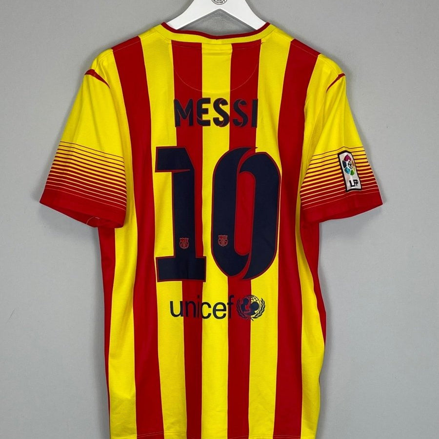 2013/14 BARCELONA MESSI 10 AWAY SHIRT (M) NIKE - Cult Kits - Medium - Buy Vintage Football Shirts, Authentic Retro Football Shirts For Sale, Classic Football Shirts & Soccer Jersey