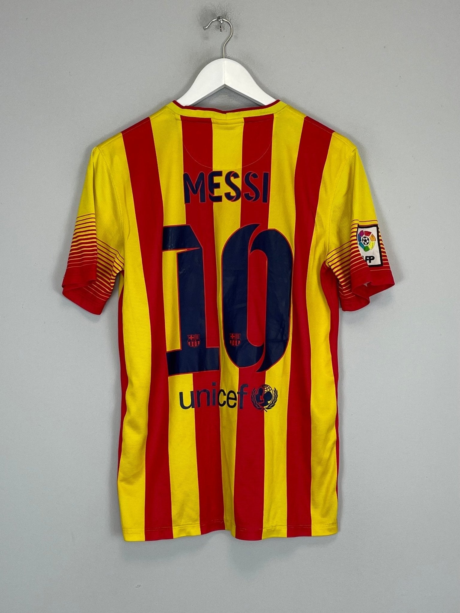 Shop 2013/14 BARCELONA MESSI #10 AWAY SHIRT (S) NIKE, classic football shirts, vintage football shirts & retro soccer jerseys at Cult Kits