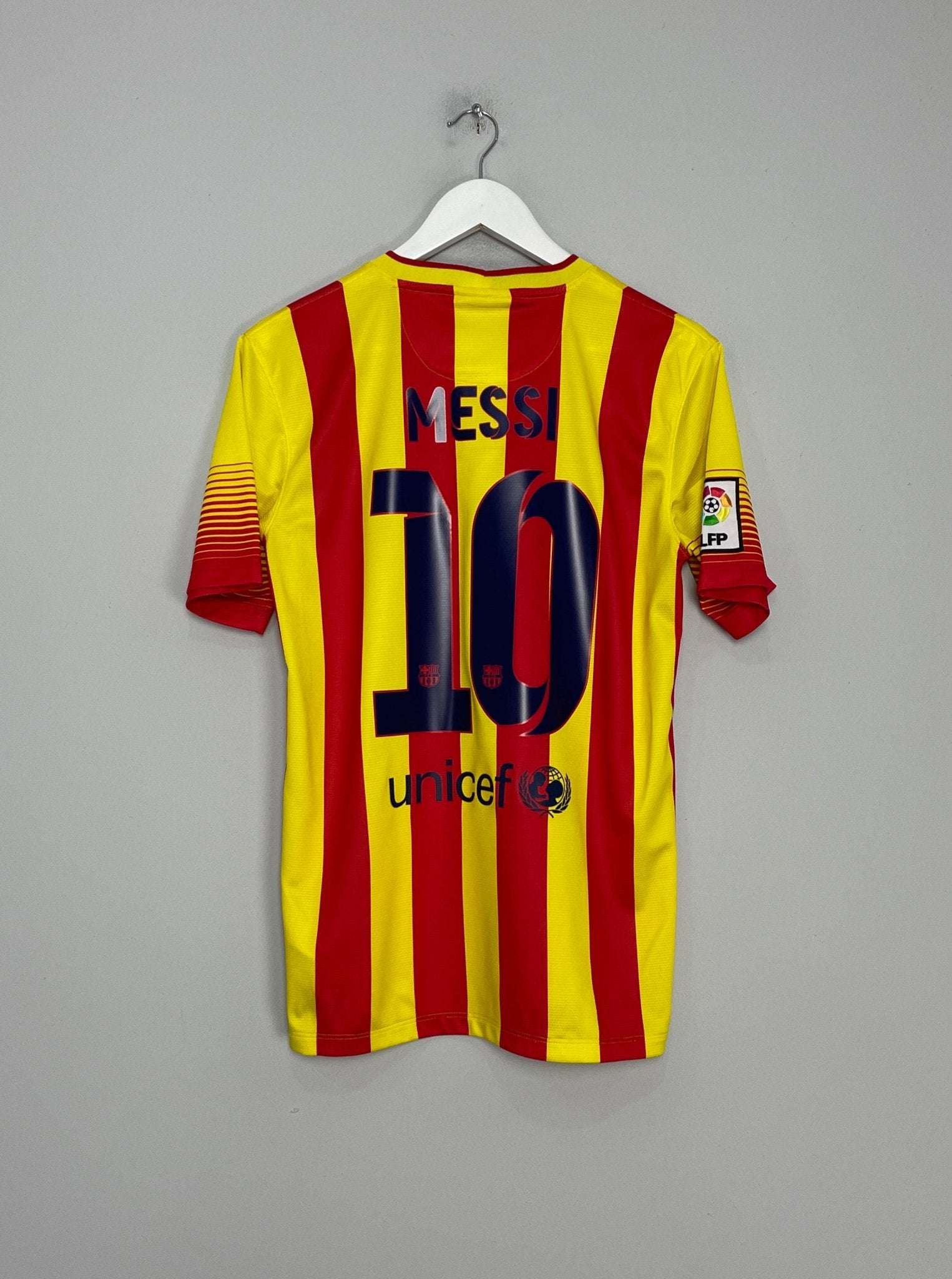 Shop 2013/14 BARCELONA MESSI #10 AWAY SHIRT (S) NIKE, classic football shirts, vintage football shirts & retro soccer jerseys at Cult Kits