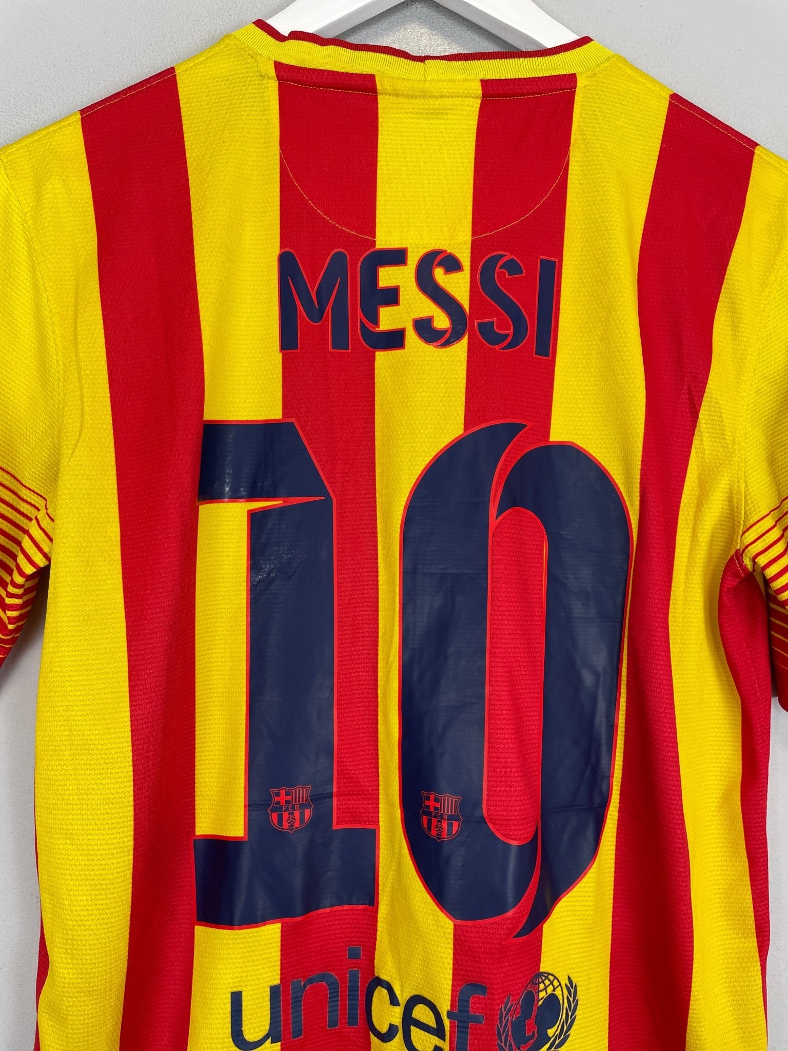 Shop 2013/14 BARCELONA MESSI #10 AWAY SHIRT (S) NIKE, classic football shirts, vintage football shirts & retro soccer jerseys at Cult Kits