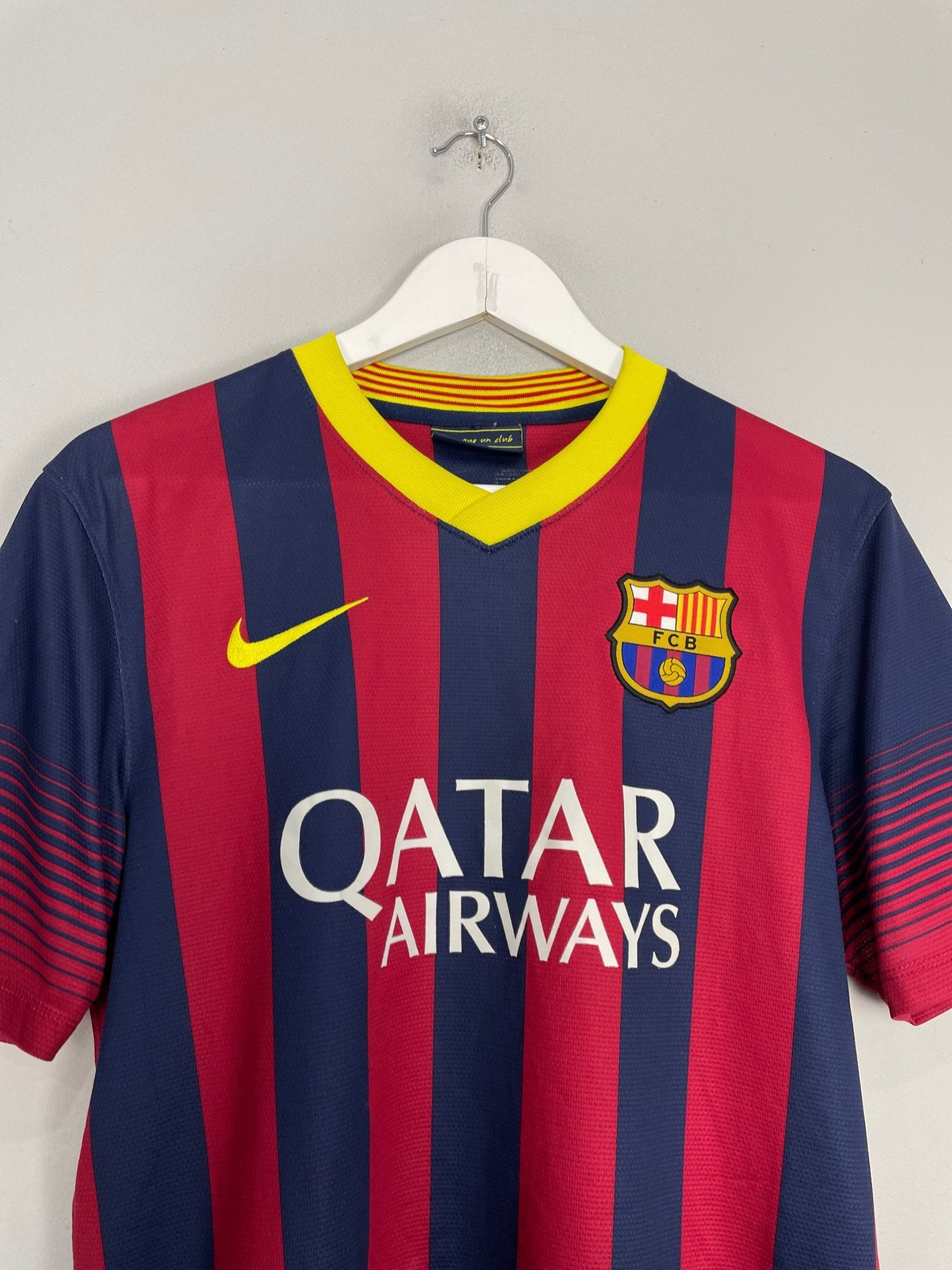 Shop 2013/14 BARCELONA MESSI #10 HOME SHIRT (S) NIKE, classic football shirts, vintage football shirts & retro soccer jerseys at Cult Kits