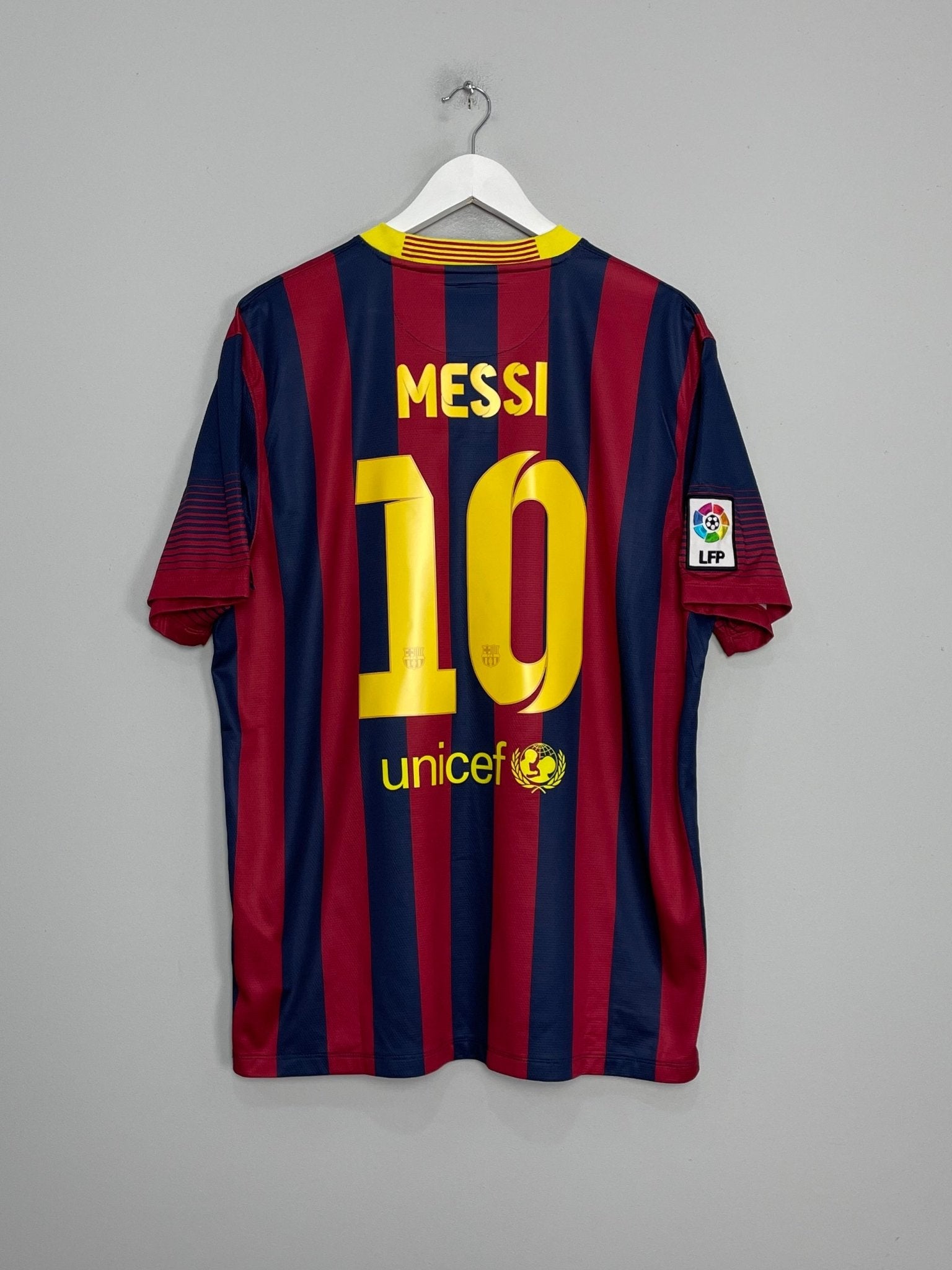 Shop 2013/14 BARCELONA MESSI #10 HOME SHIRT (XL) NIKE, classic football shirts, vintage football shirts & retro soccer jerseys at Cult Kits