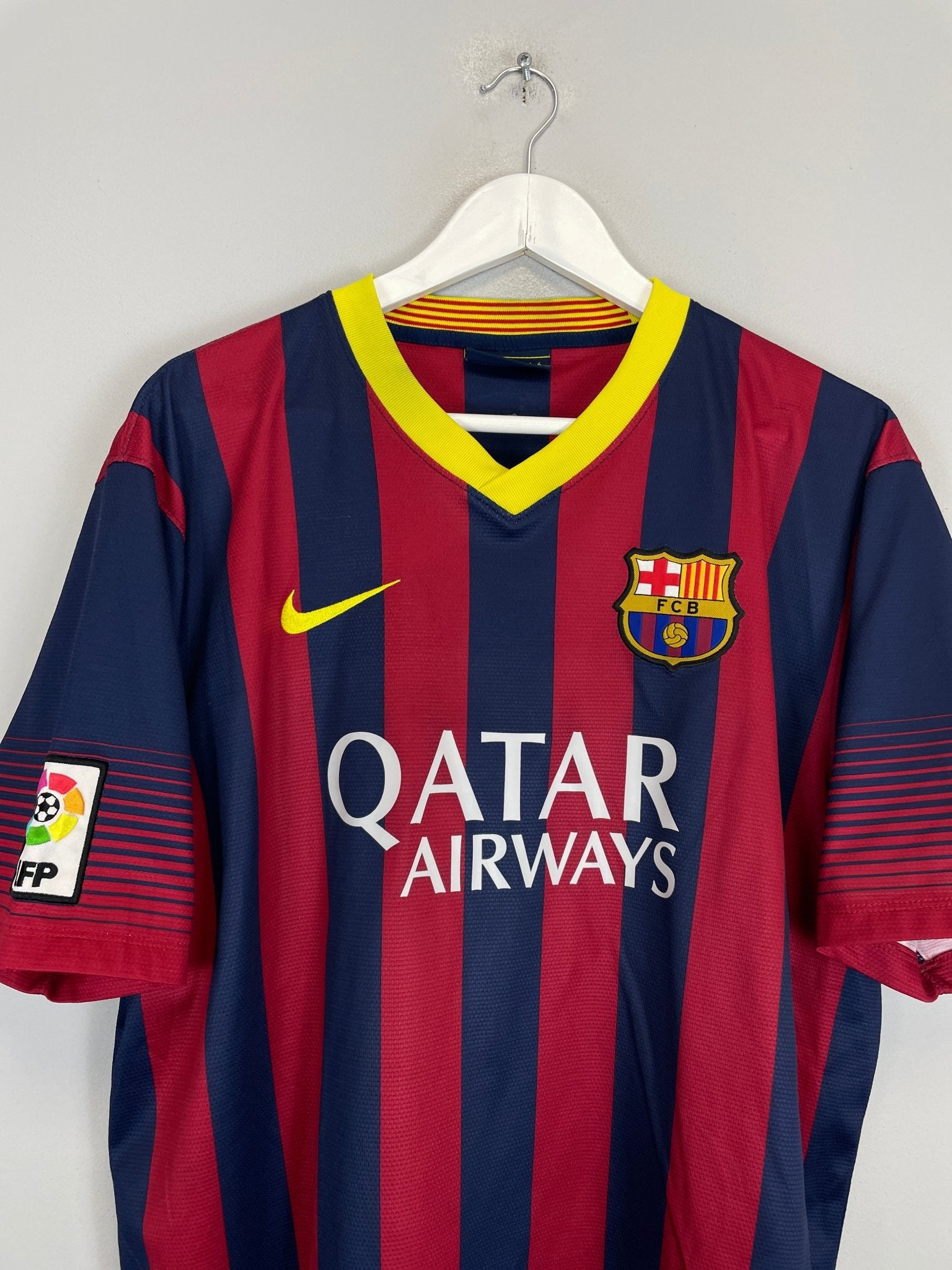 Shop 2013/14 BARCELONA MESSI #10 HOME SHIRT (XL) NIKE, classic football shirts, vintage football shirts & retro soccer jerseys at Cult Kits