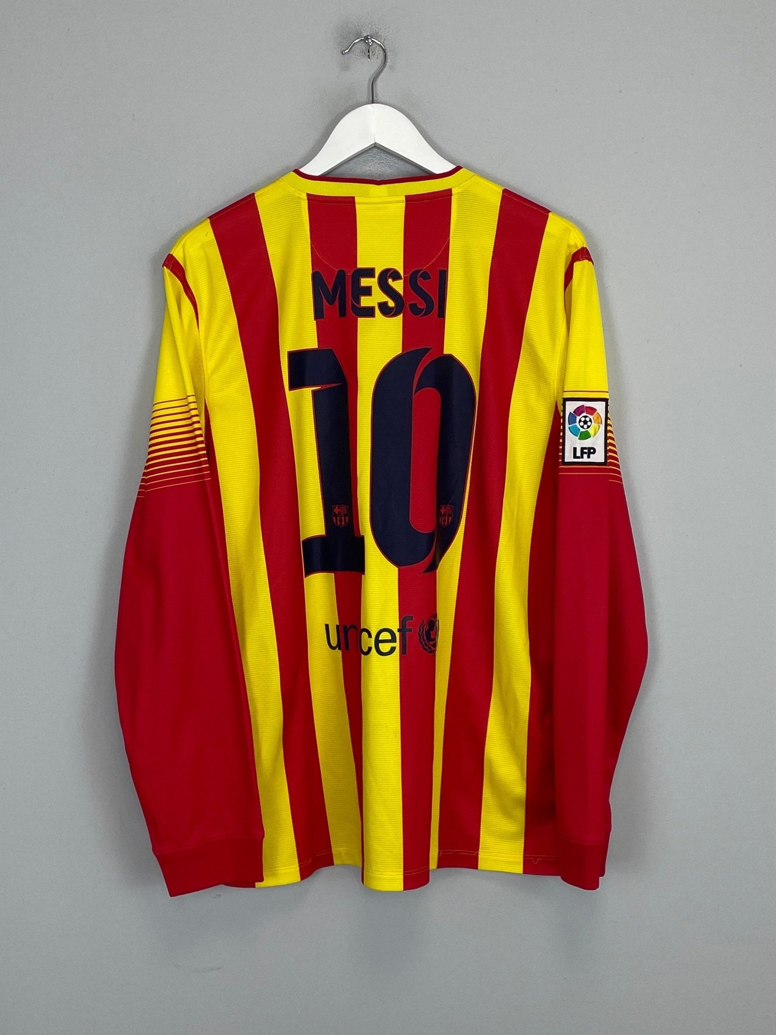 Shop 2013/14 BARCELONA MESSI #10 L/S AWAY SHIRT (L) NIKE, classic football shirts, vintage football shirts & retro soccer jerseys at Cult Kits