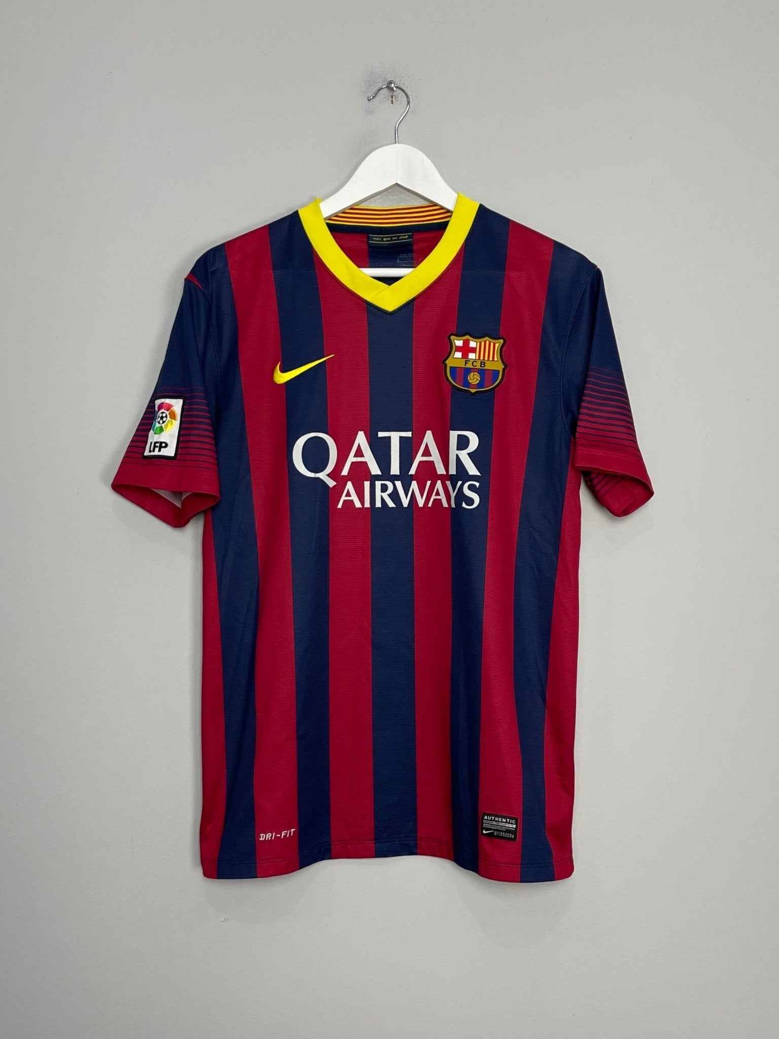 Shop 2013/14 BARCELONA NEYMAR #11 HOME SHIRT (M) NIKE, classic football shirts, vintage football shirts & retro soccer jerseys at Cult Kits