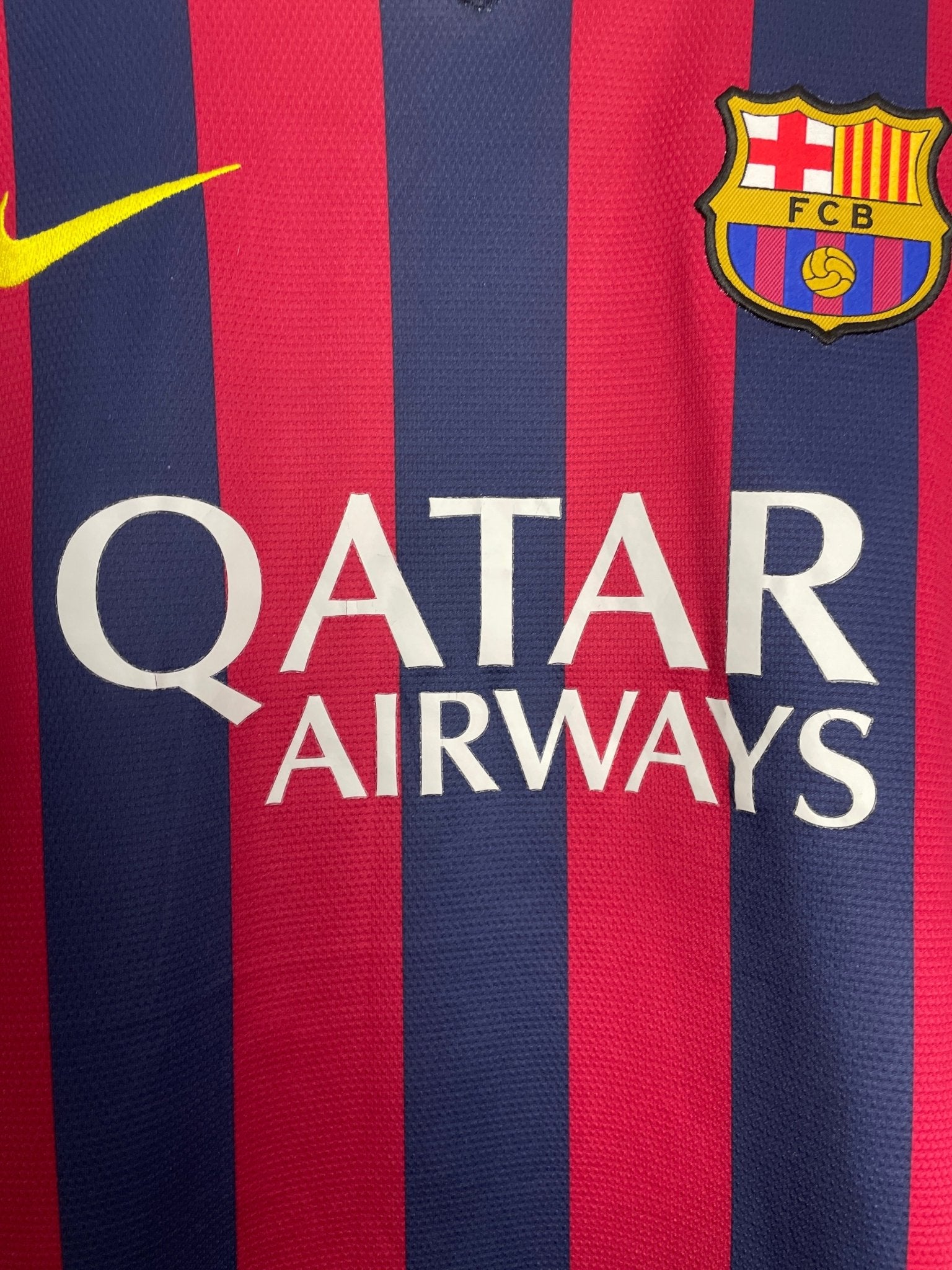 Shop 2013/14 BARCELONA NEYMAR #11 HOME SHIRT (M) NIKE, classic football shirts, vintage football shirts & retro soccer jerseys at Cult Kits