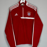 2013/14 BAYERN MUNICH FLEECE (M) ADIDAS - Cult Kits - Medium - Buy Vintage Football Shirts, Authentic Retro Football Shirts For Sale, Classic Football Shirts & Soccer Jersey